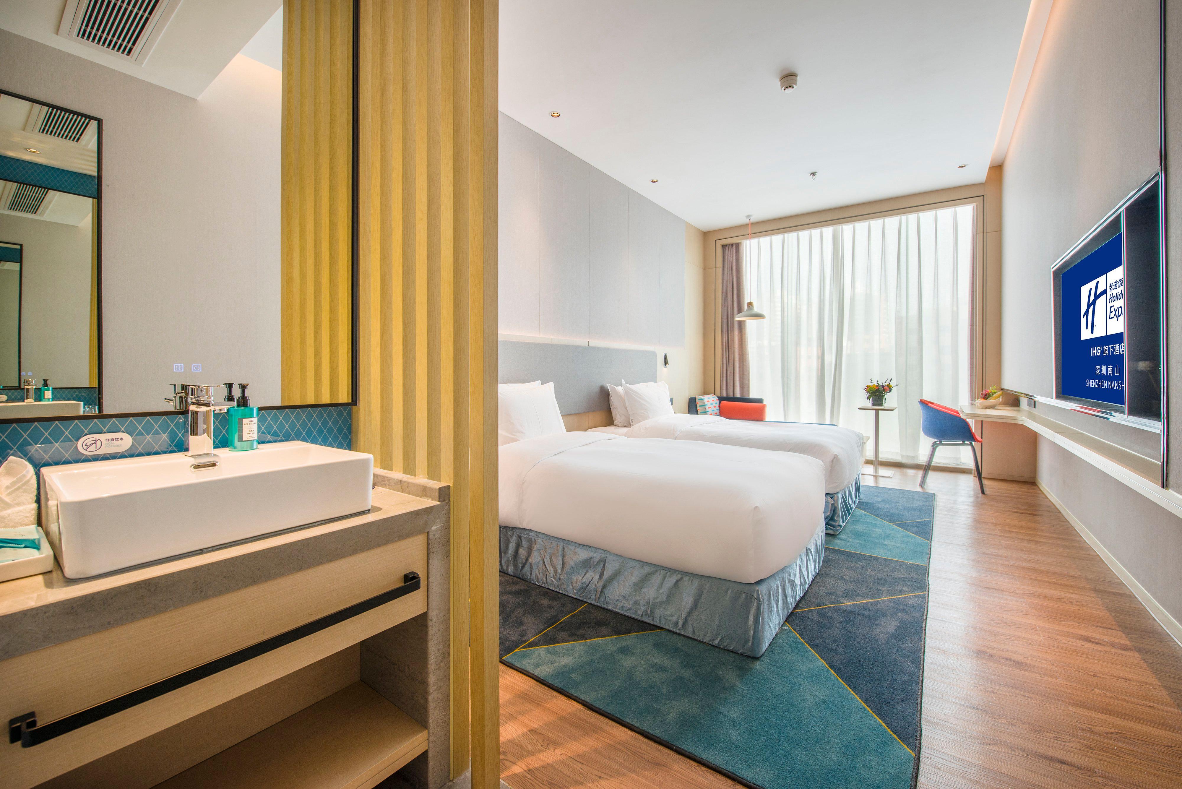 Twin City View Two Double Beds