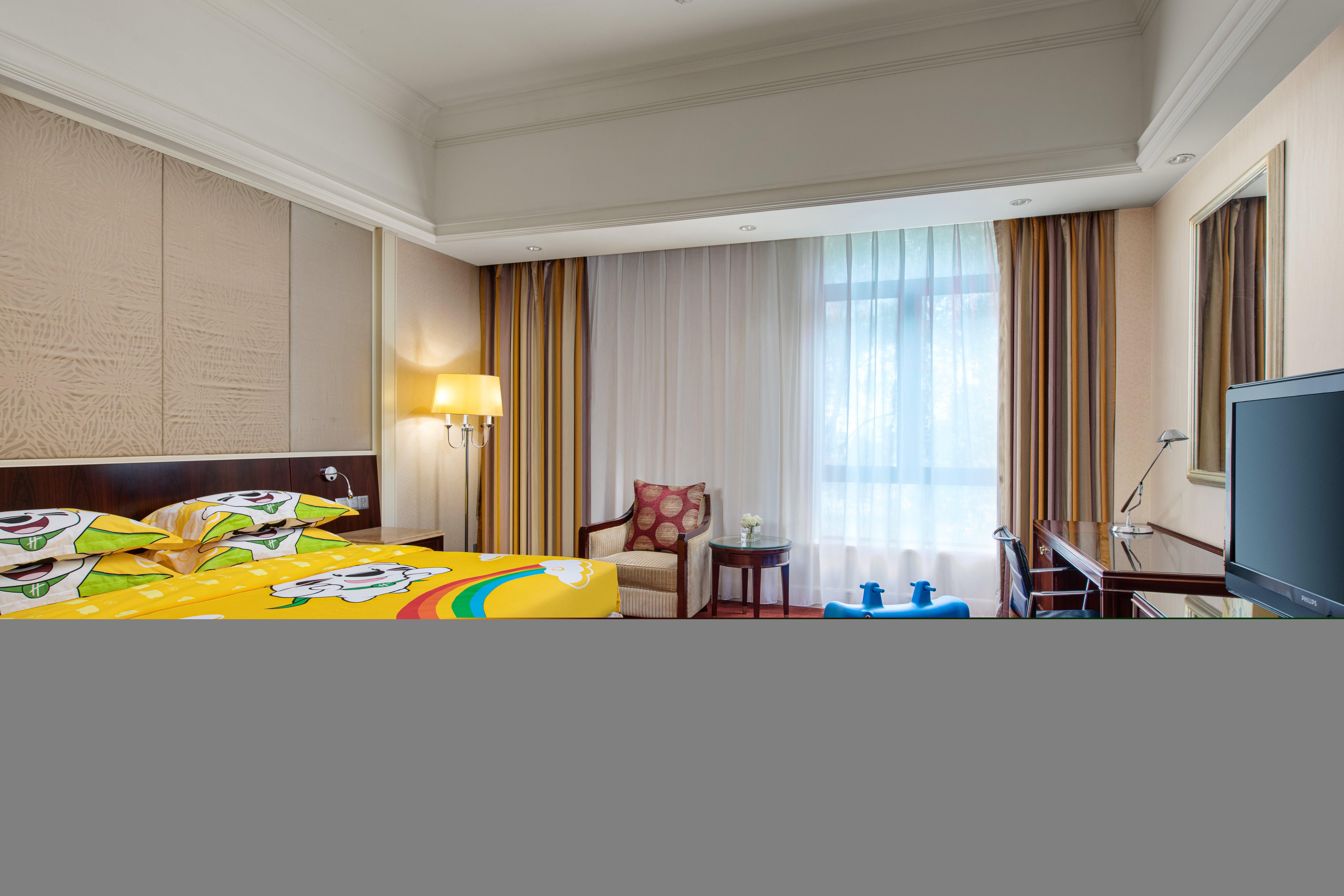 Double King Size Bed