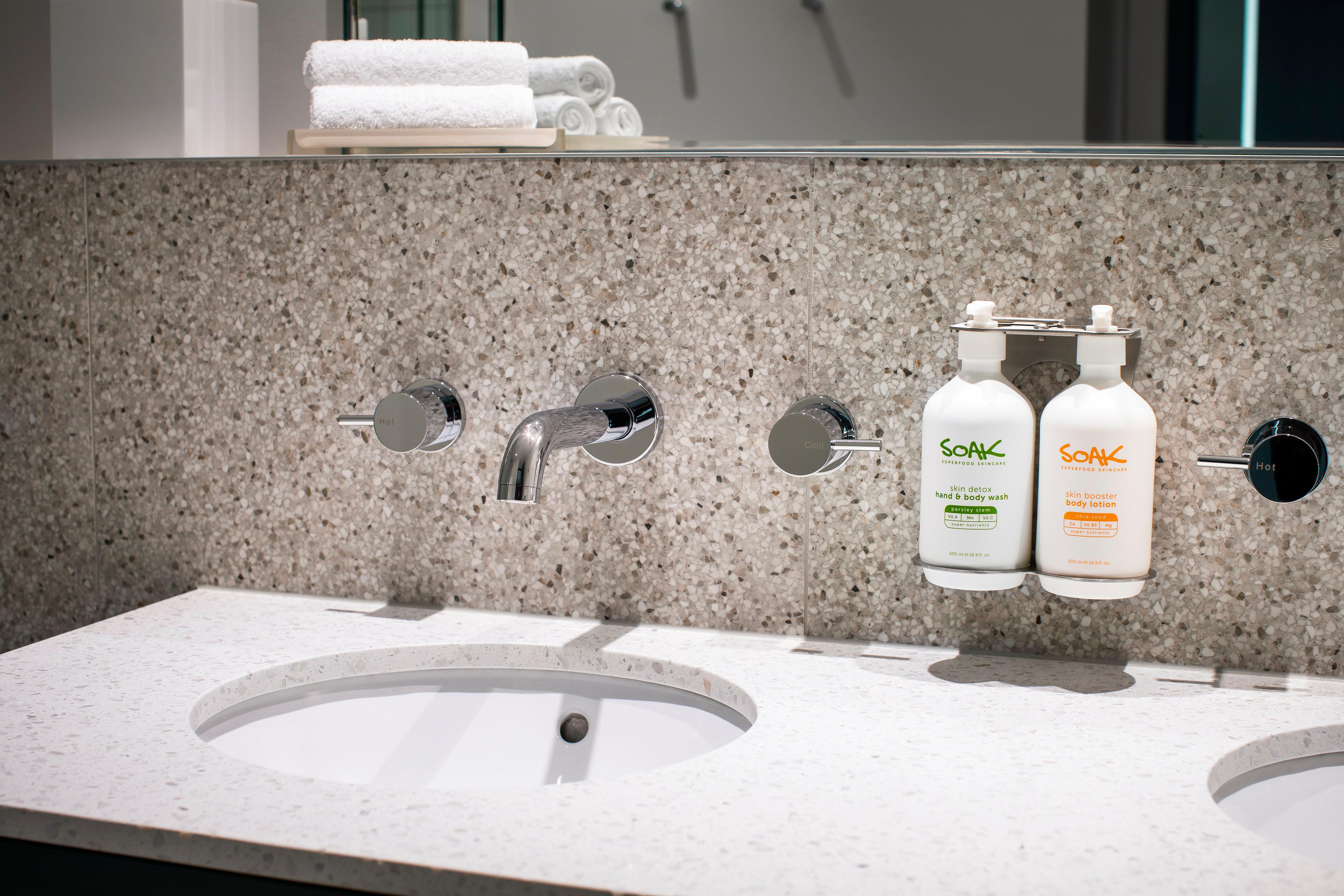 Double Accessible King Size Bed