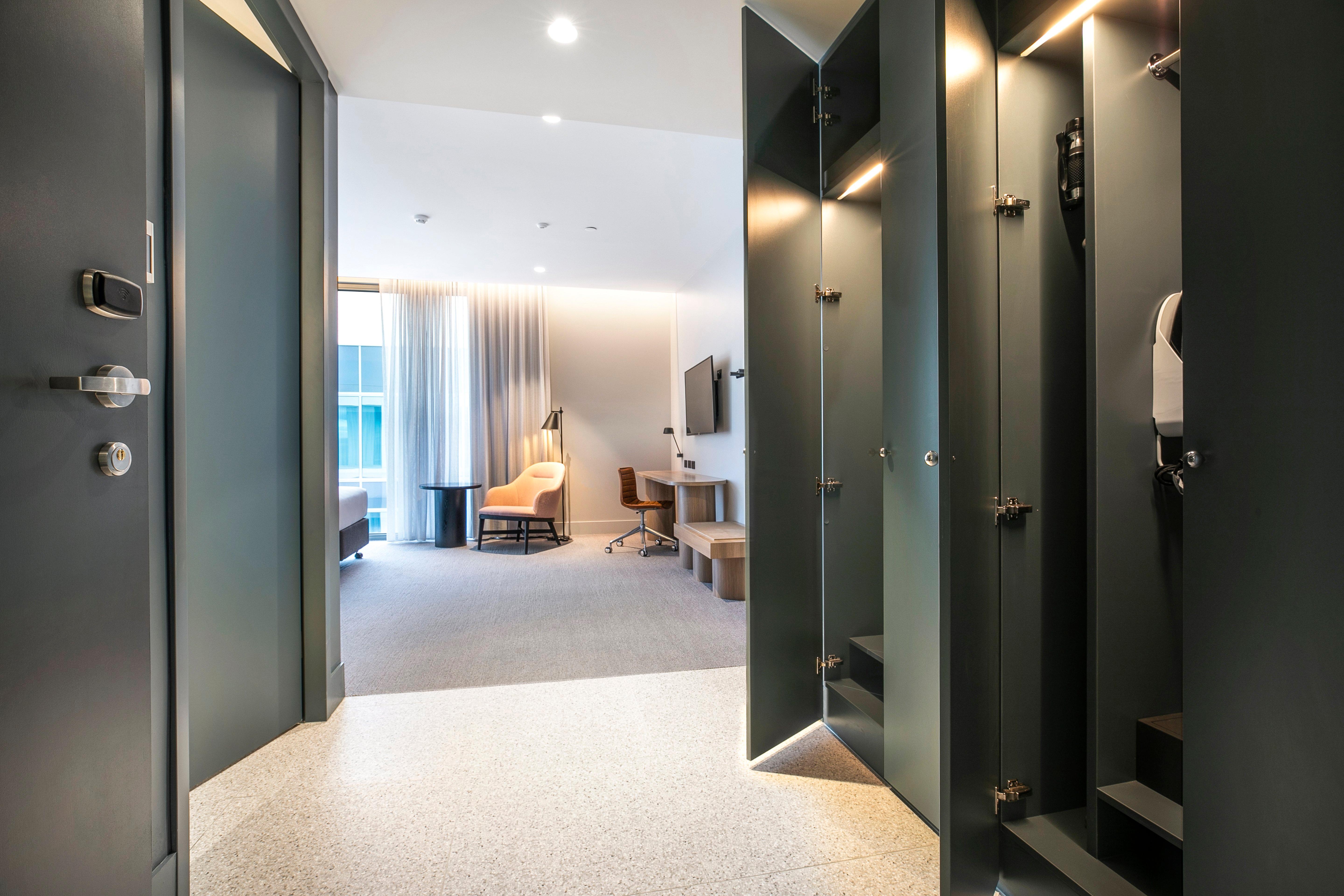 Double Accessible King Size Bed