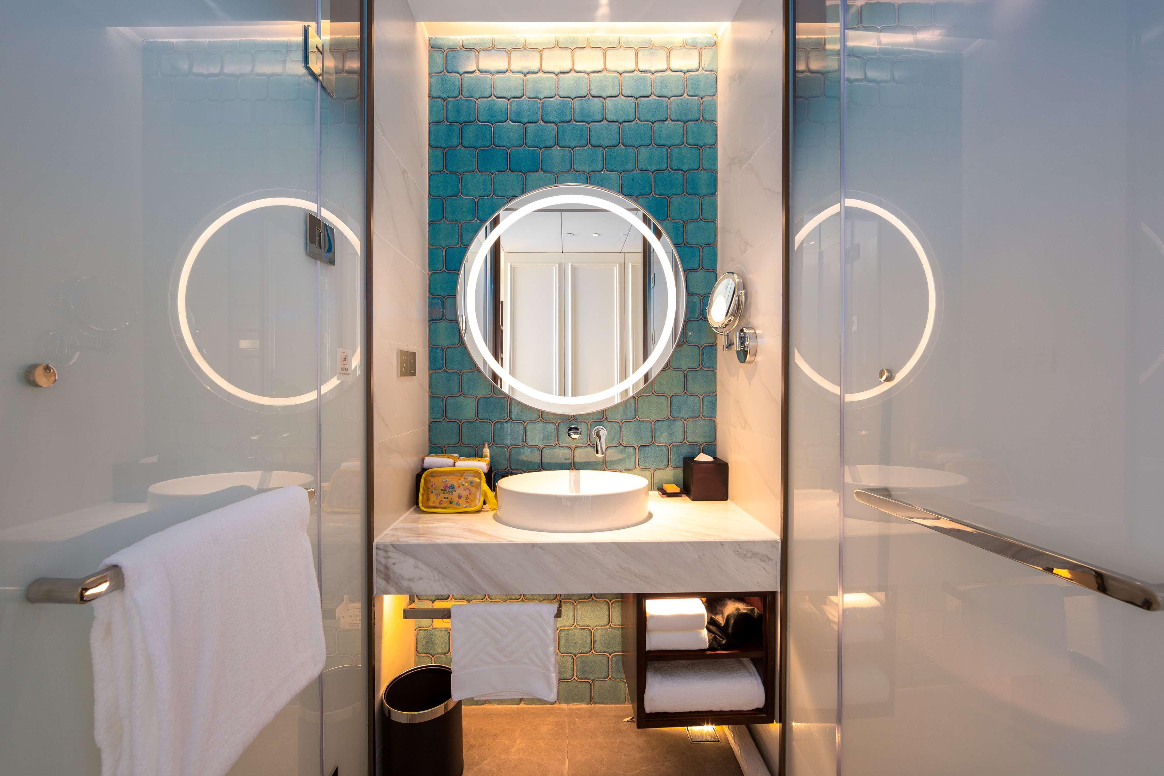 Twin Deluxe with Balcony