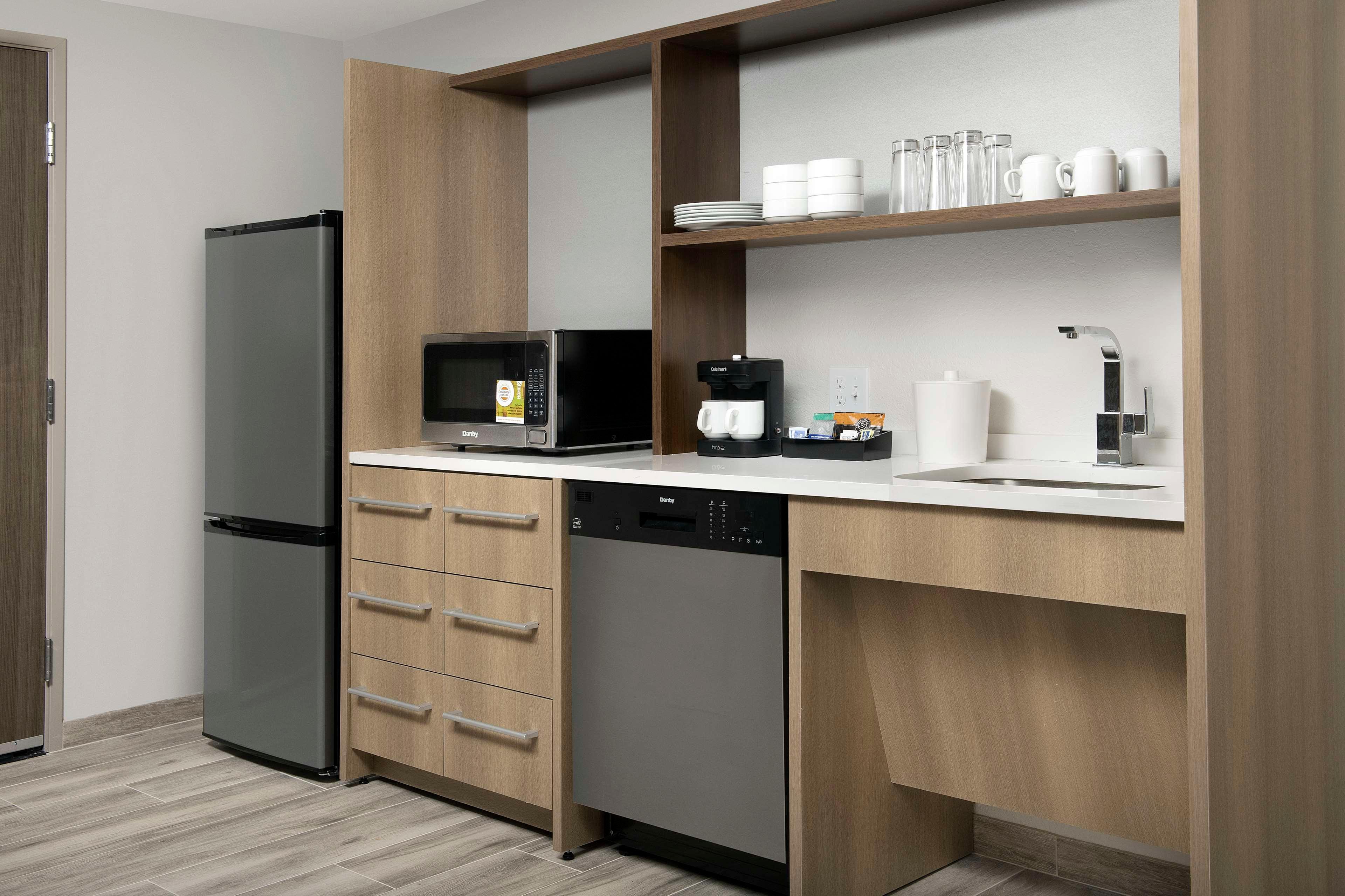 Studio Accessible-two Queen Beds