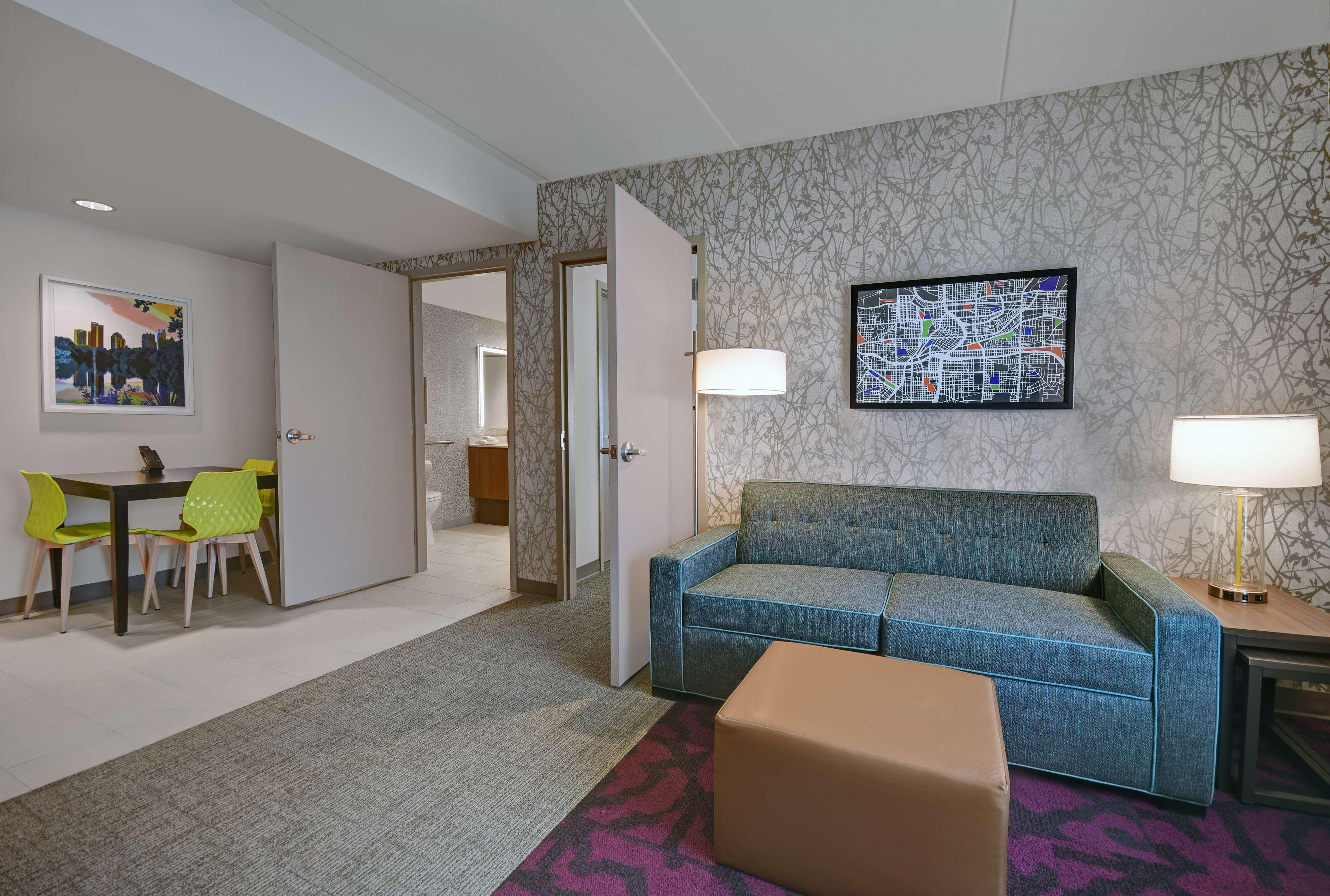 Suite Queen Size Bed