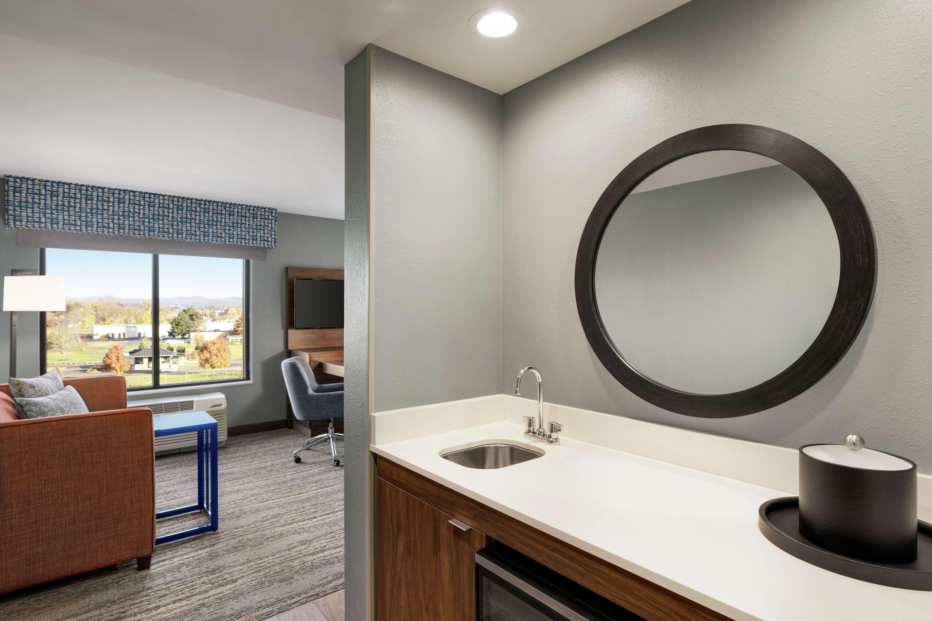 Studio King Bed Non Smoking