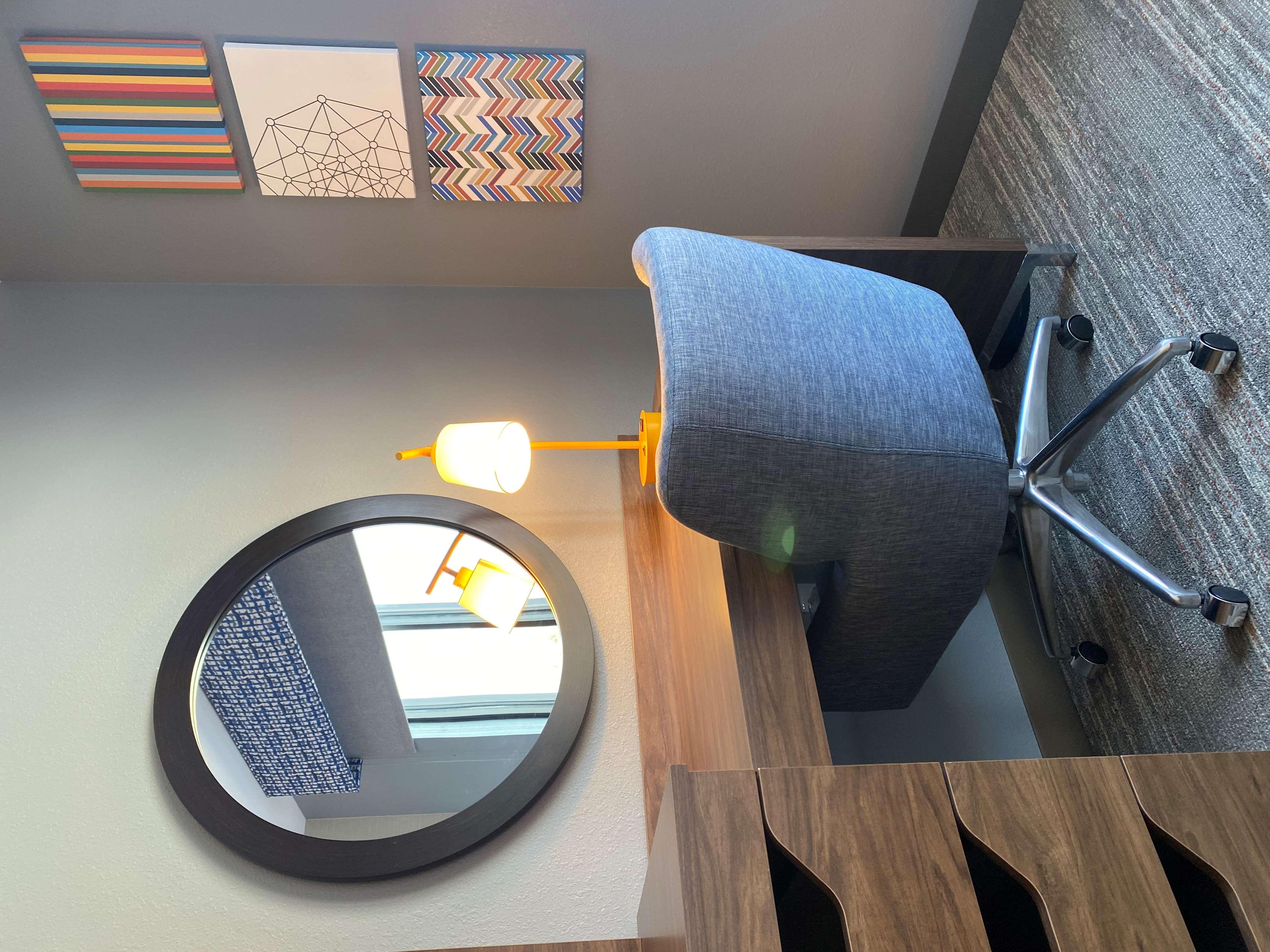 Twin Two Queen Beds Non Smoking