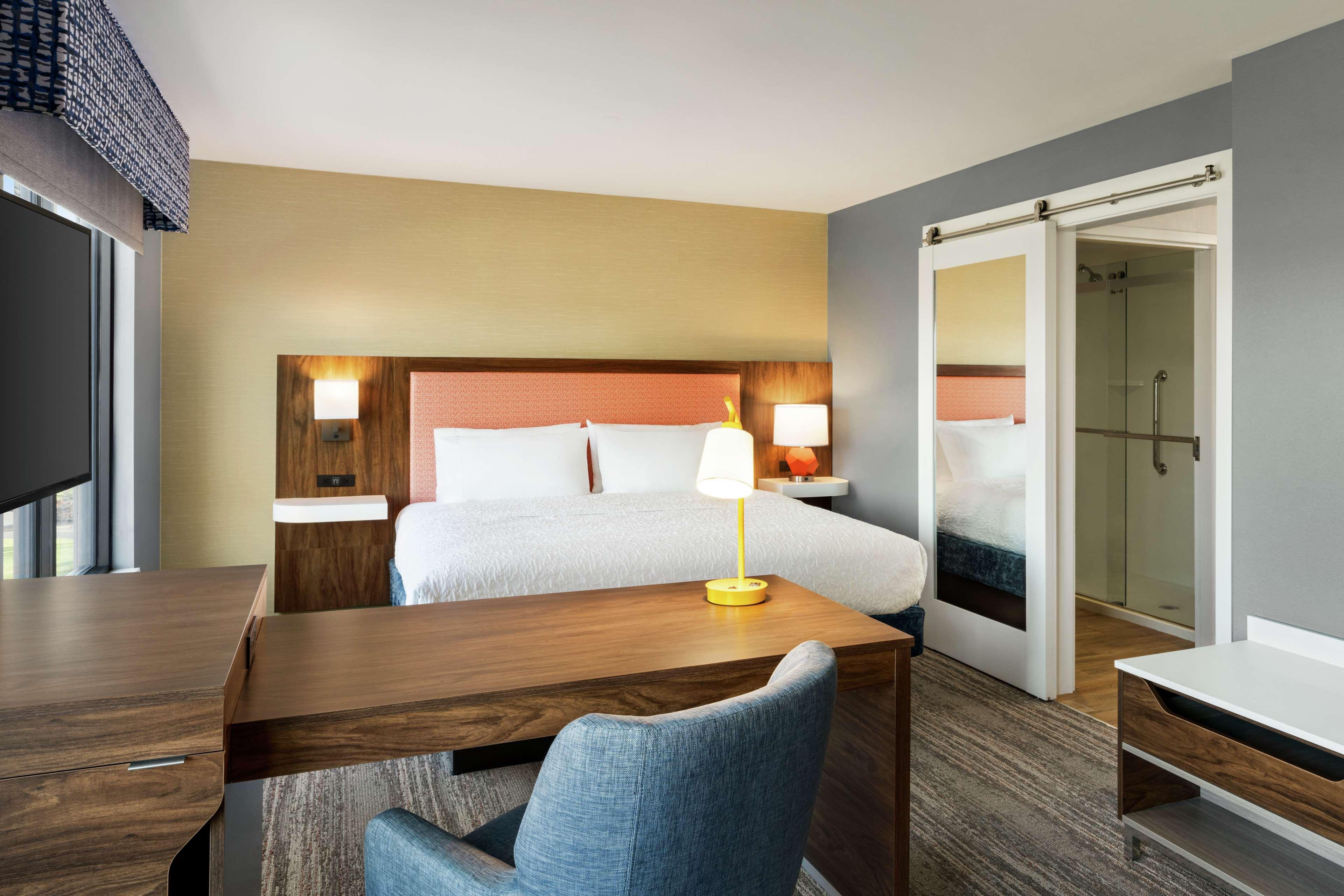 Studio King Bed Non Smoking