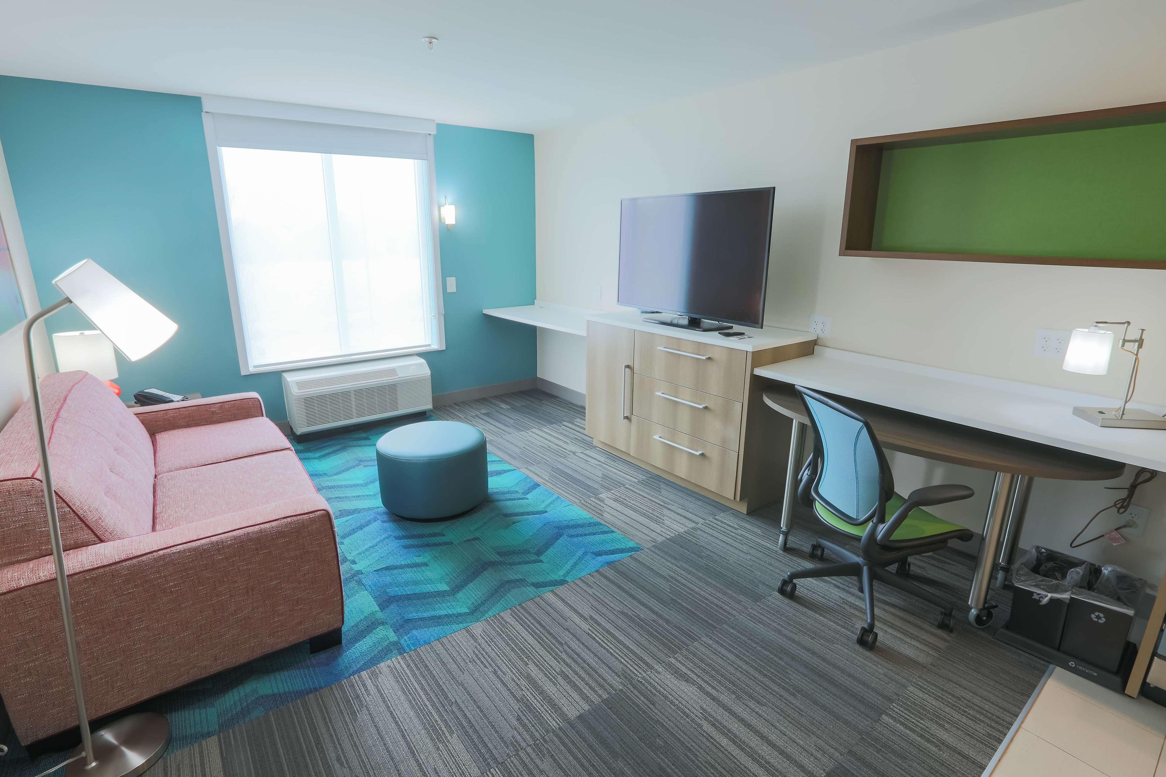 Studio King Bed Non Smoking