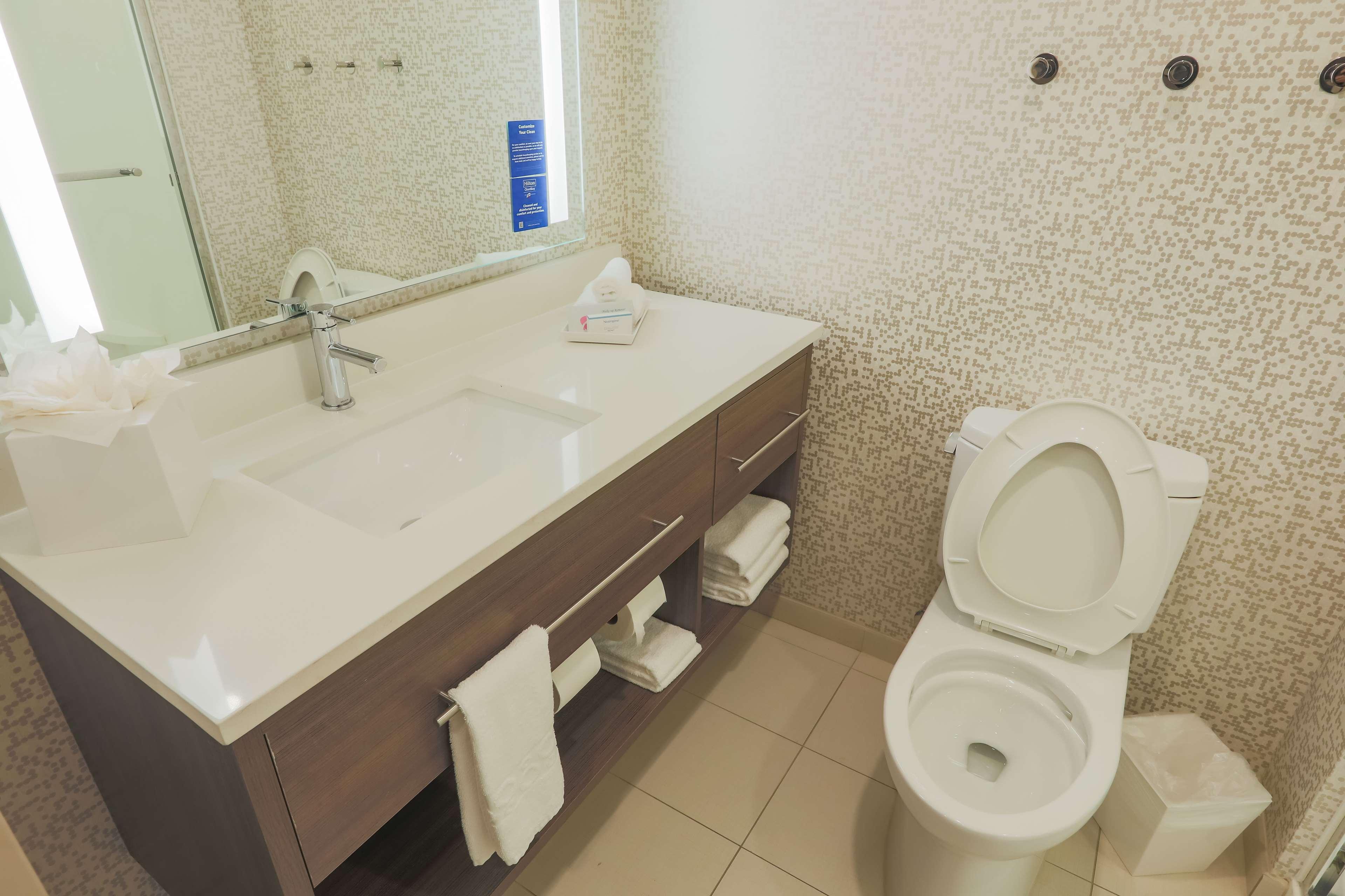 Studio King Bed Non Smoking