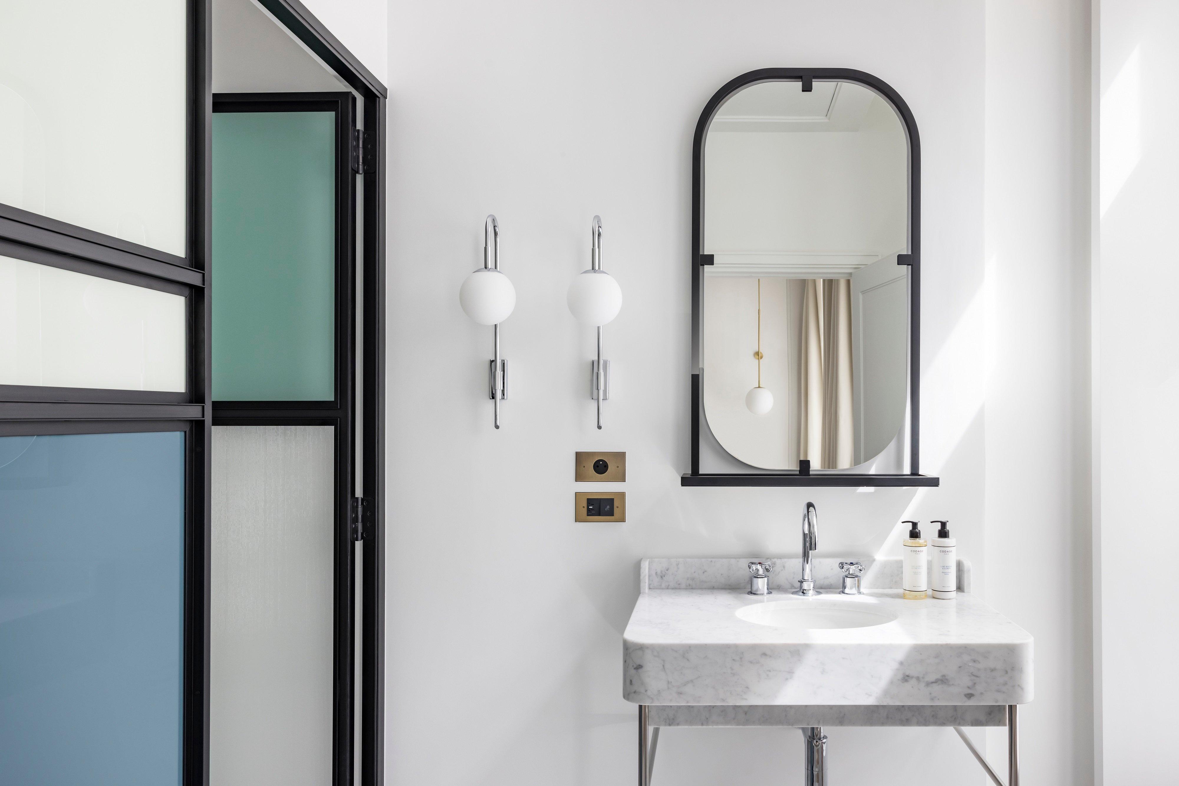 Double Queen Size Bed