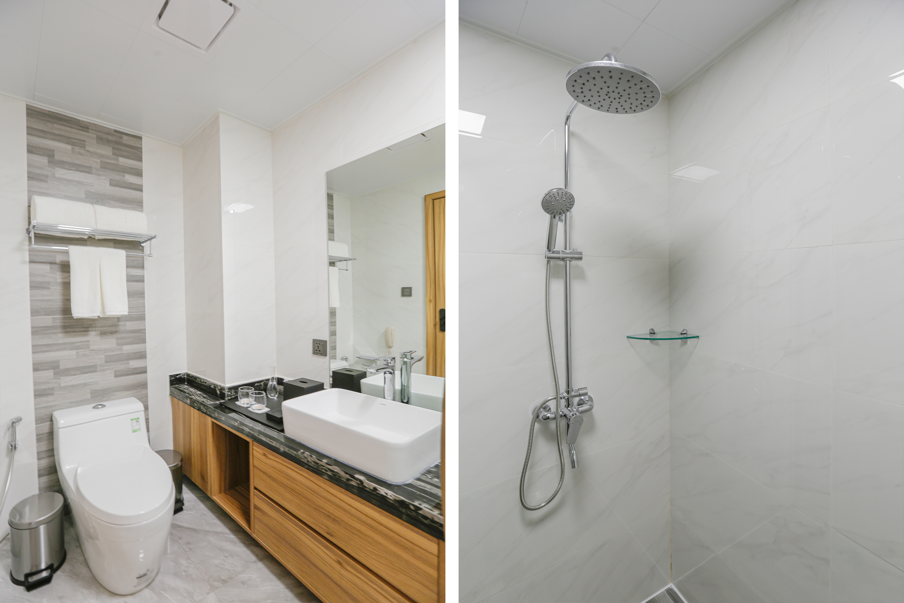 Family Room Deluxe Pool View