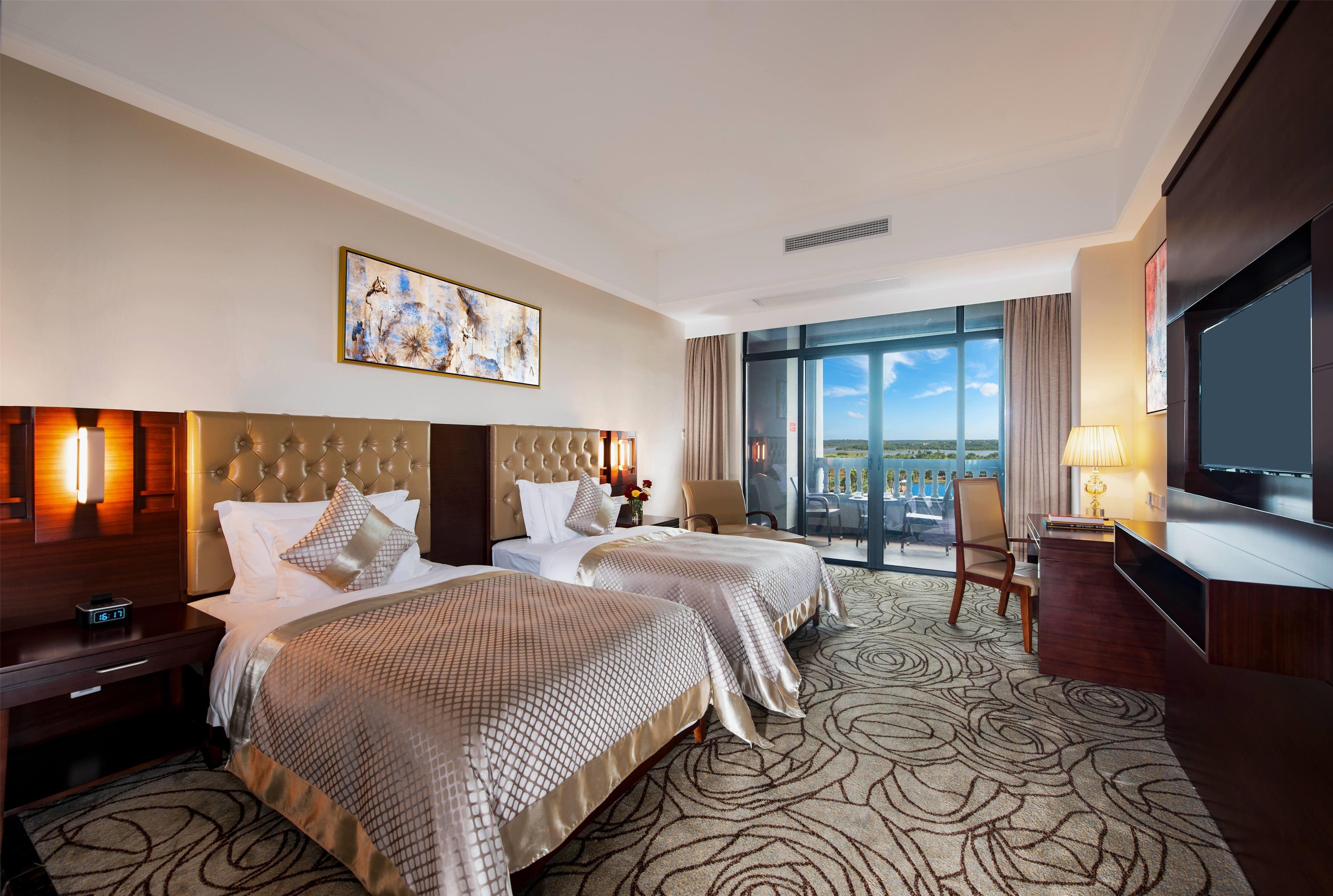 Twin Deluxe River View