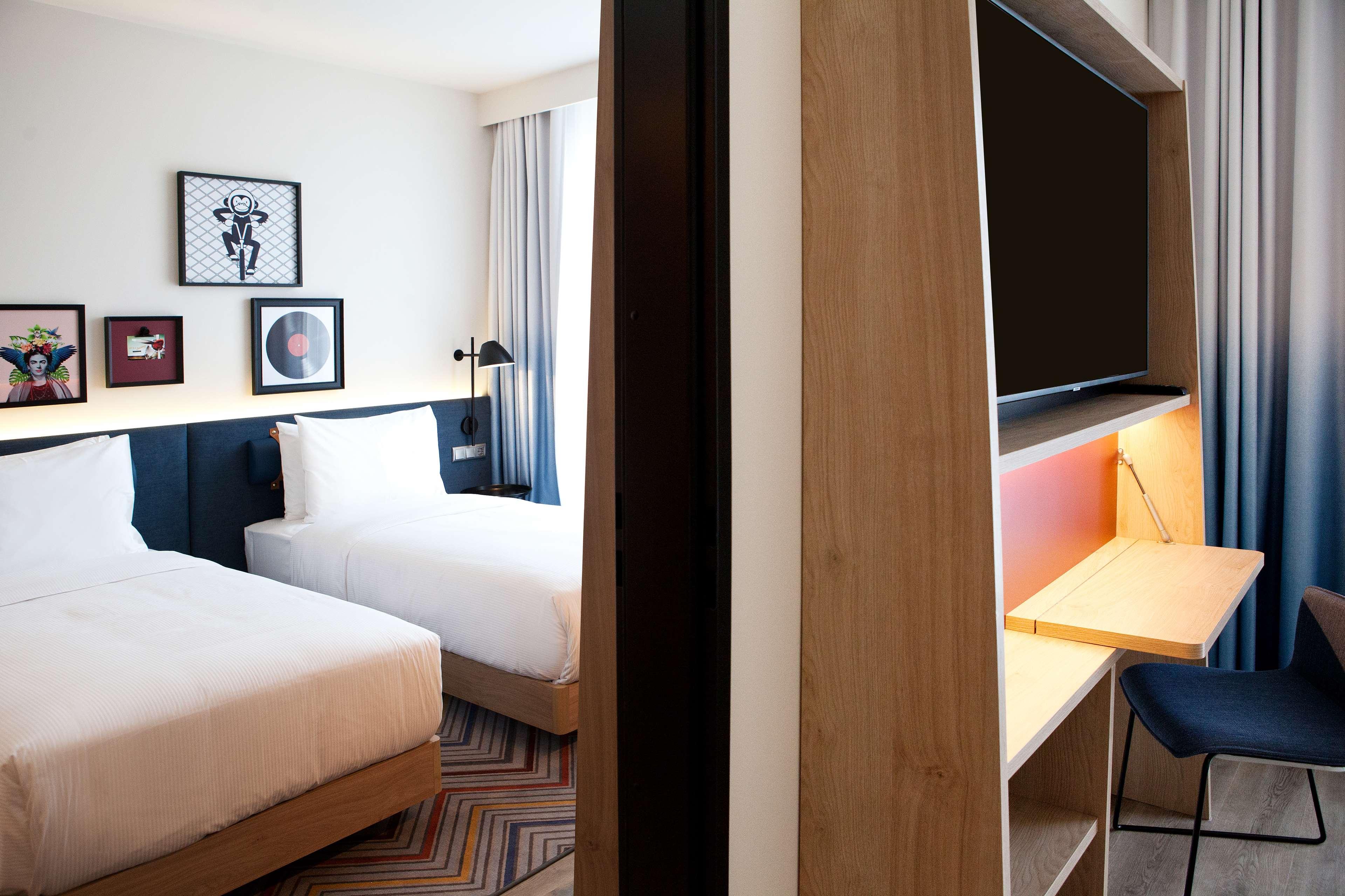 Double Queen Size Bed