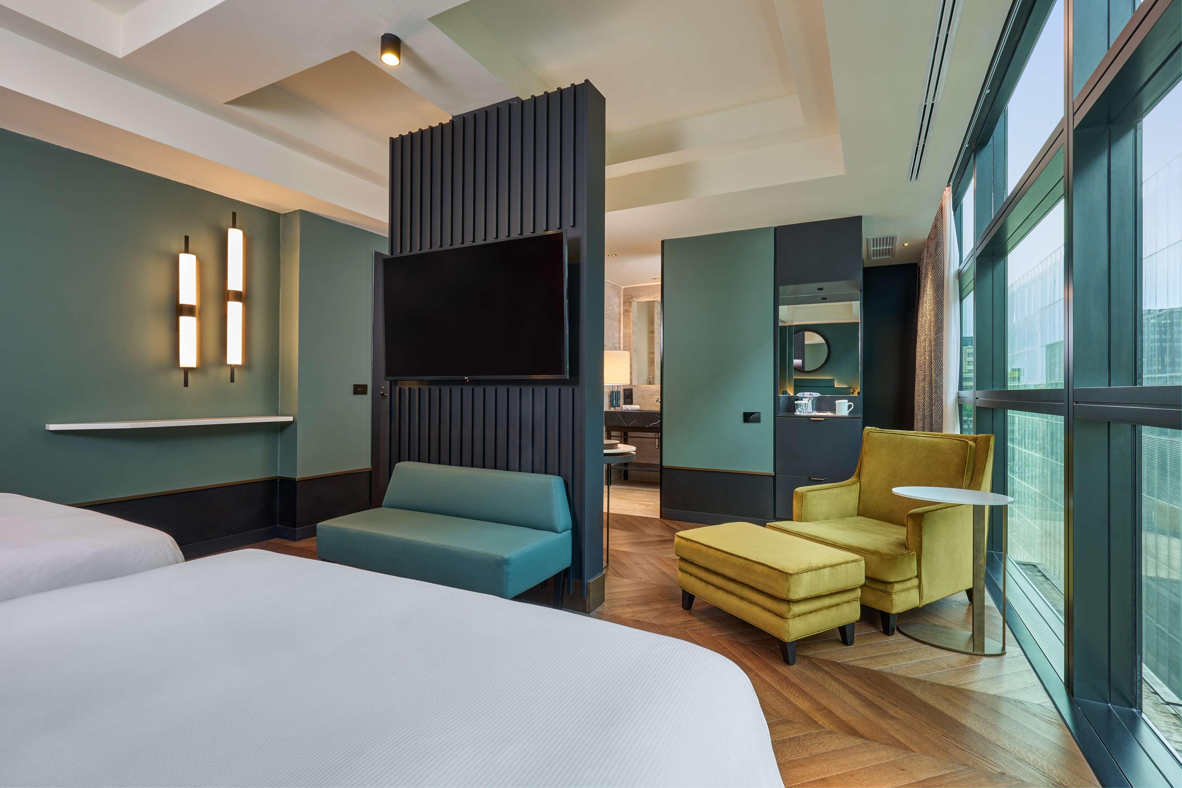 Twin Deluxe Two Double Beds