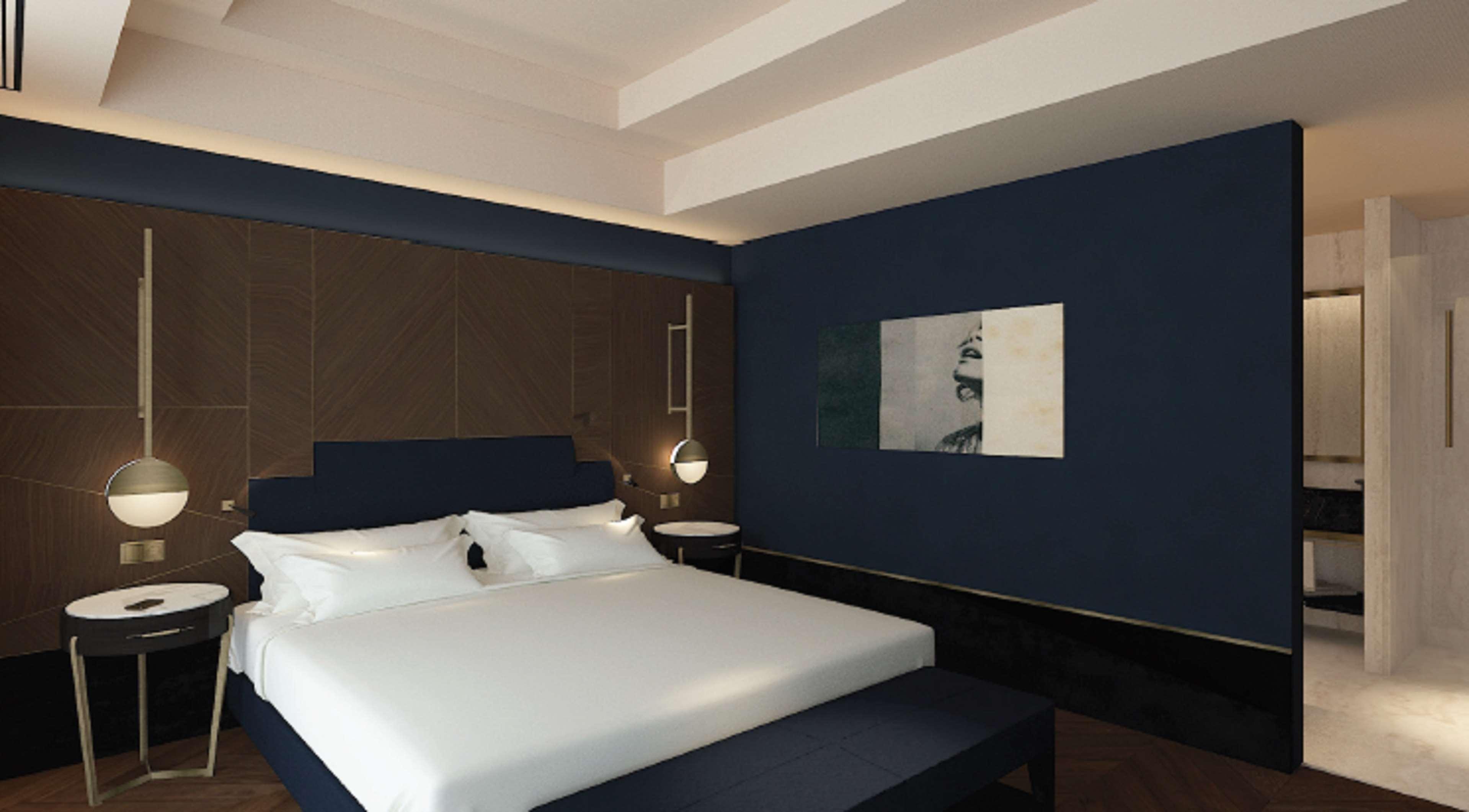 Junior Suite King Size Bed