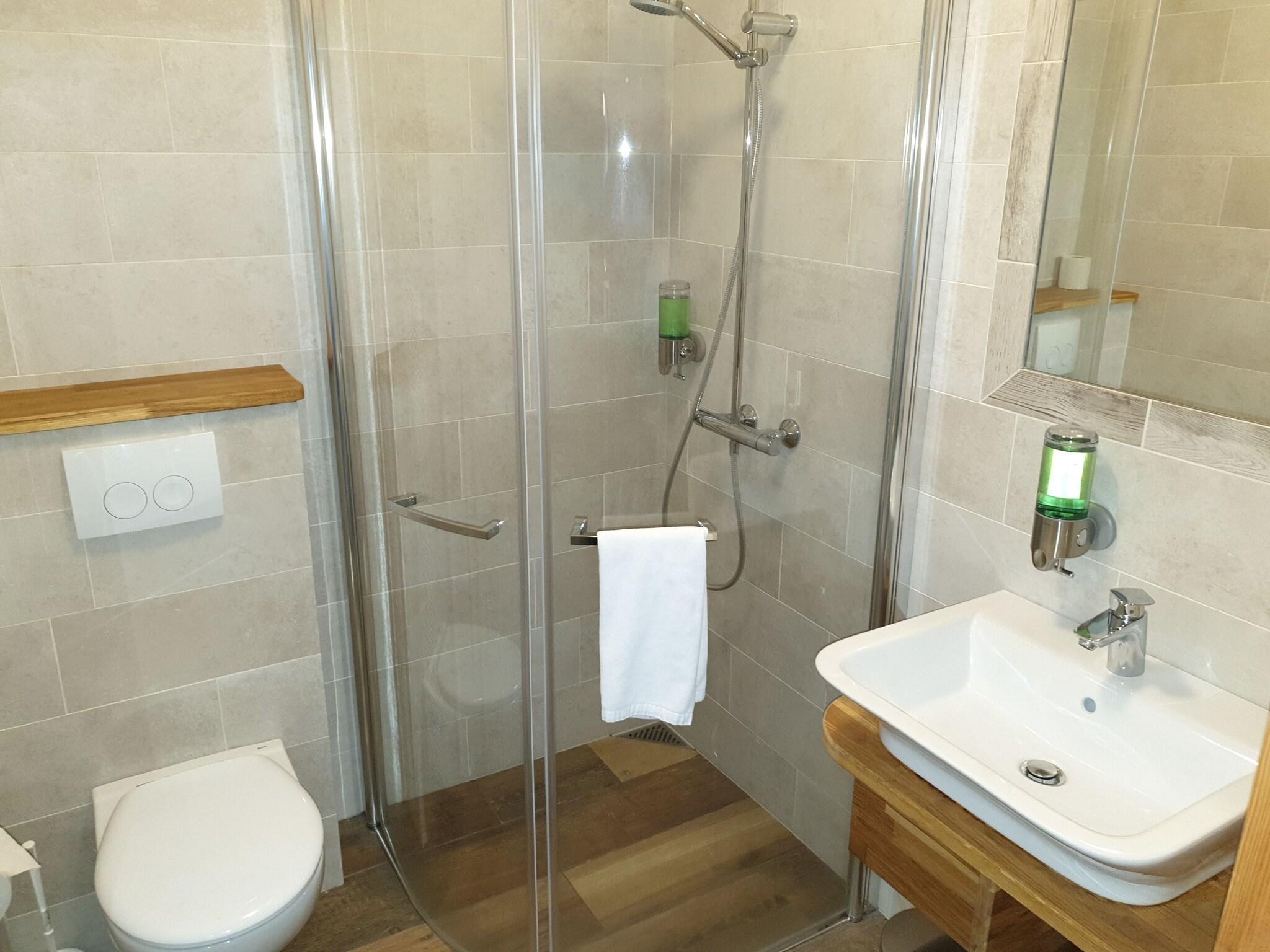 Double or Twin Queen Size Bed