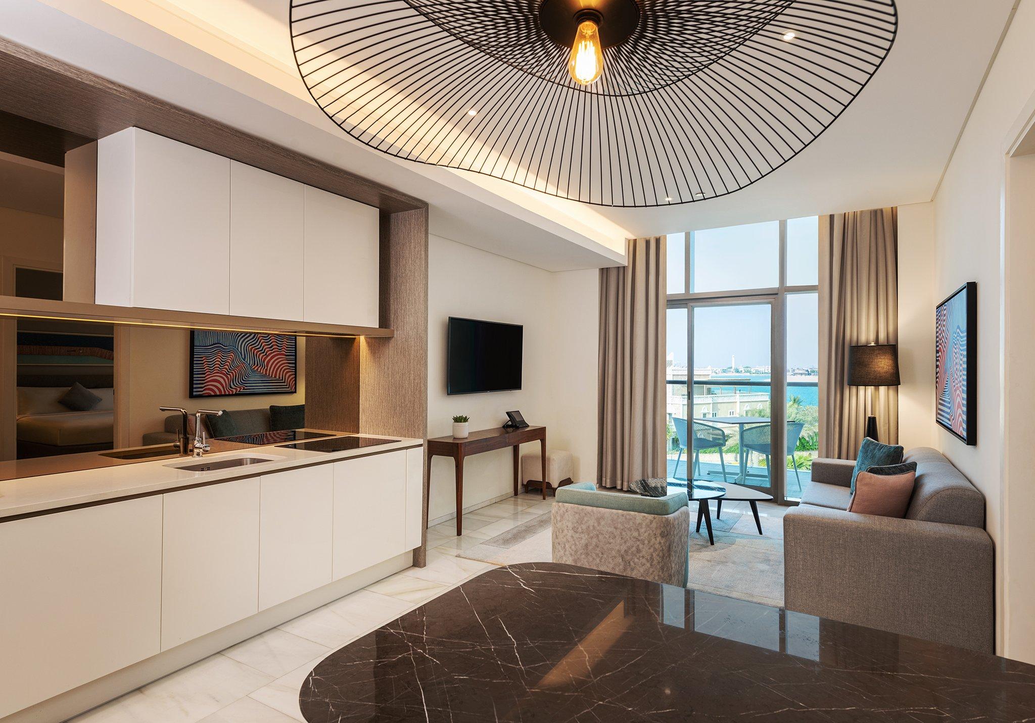 Suite with Kitchenette