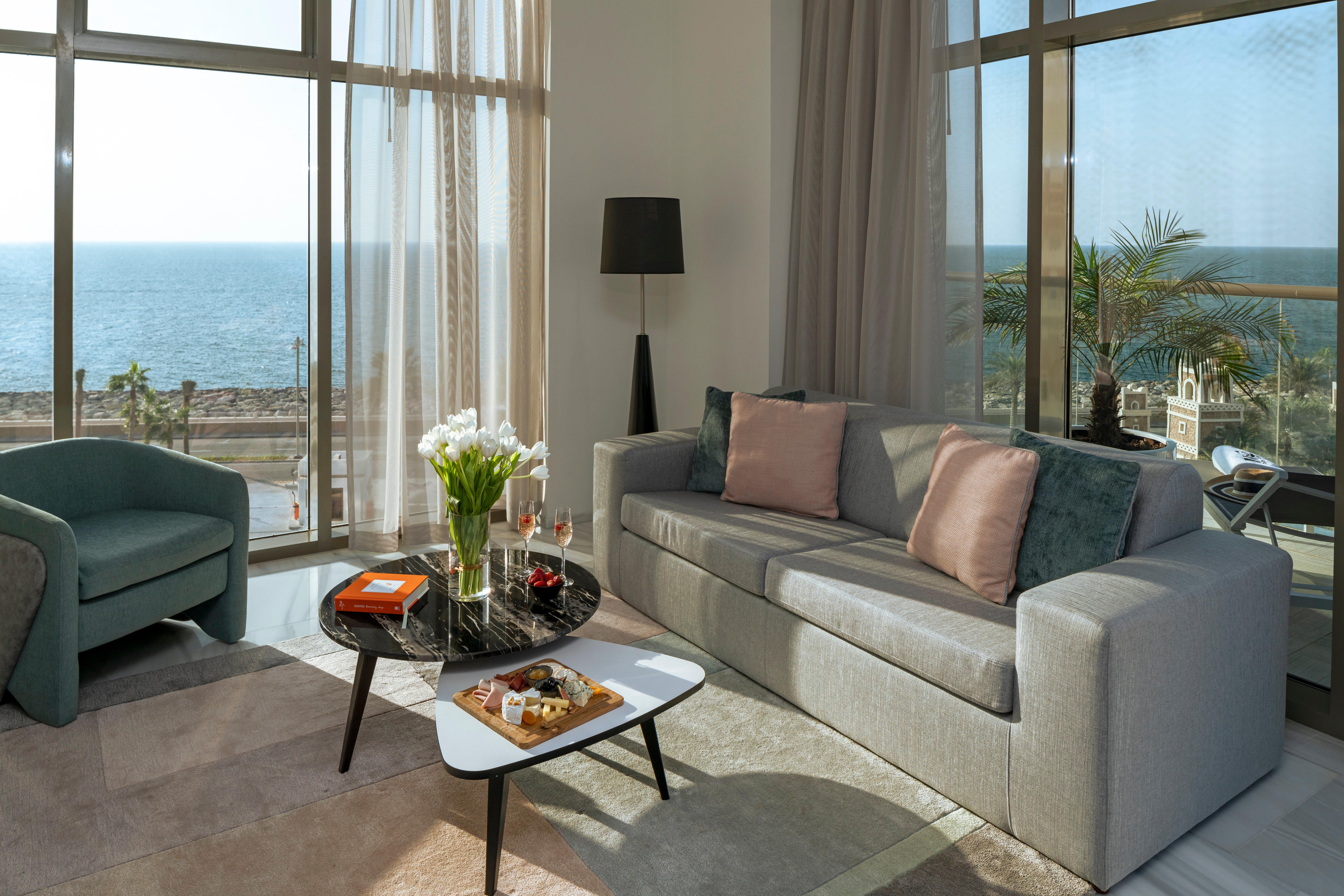 Suite with Kitchenette