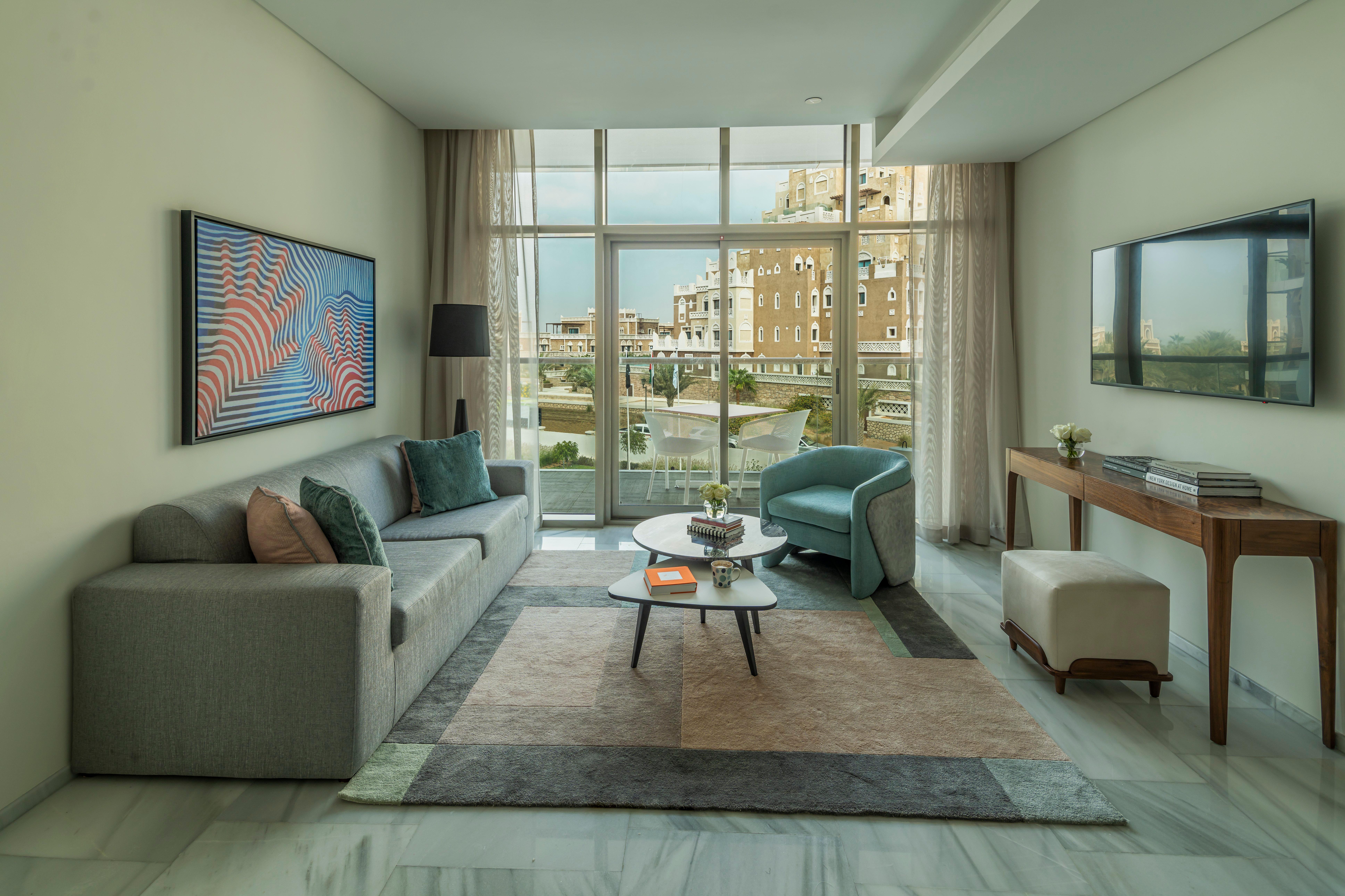 Suite with Kitchenette