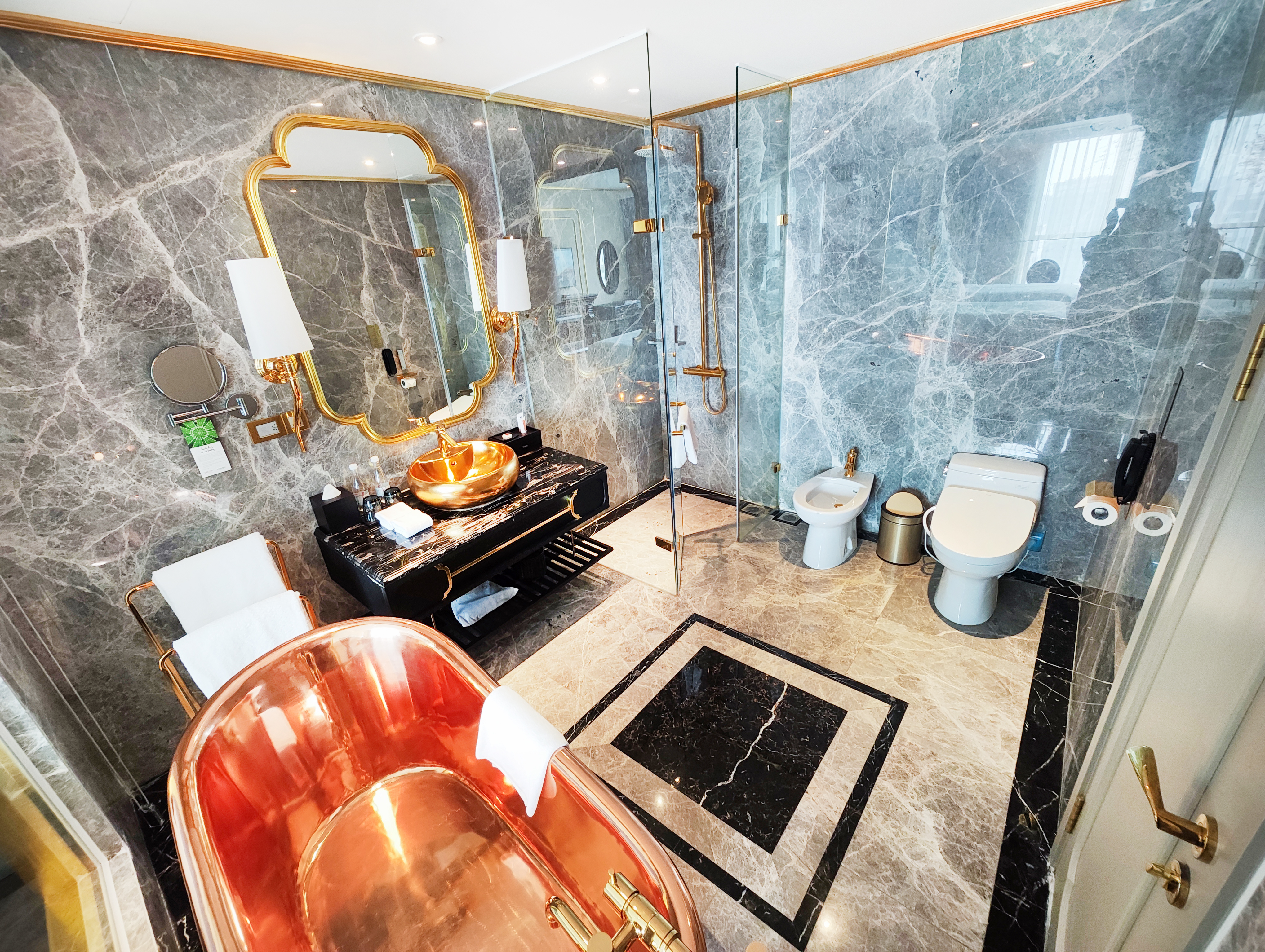 Twin Classic with Views