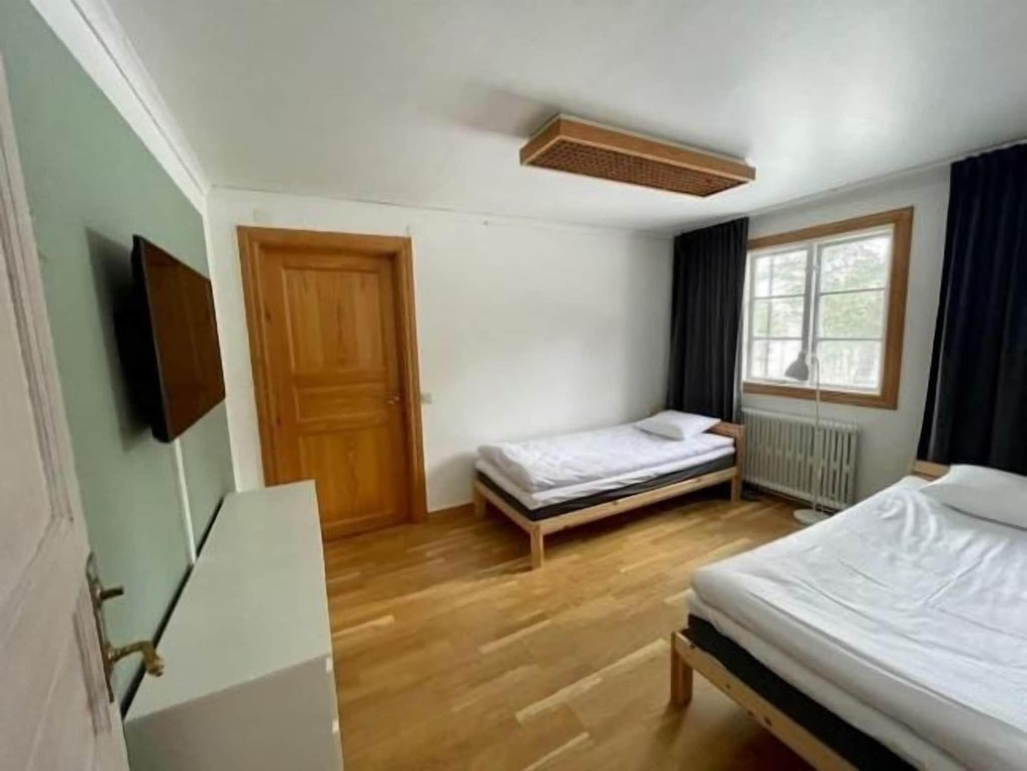 Family Room Three Beds