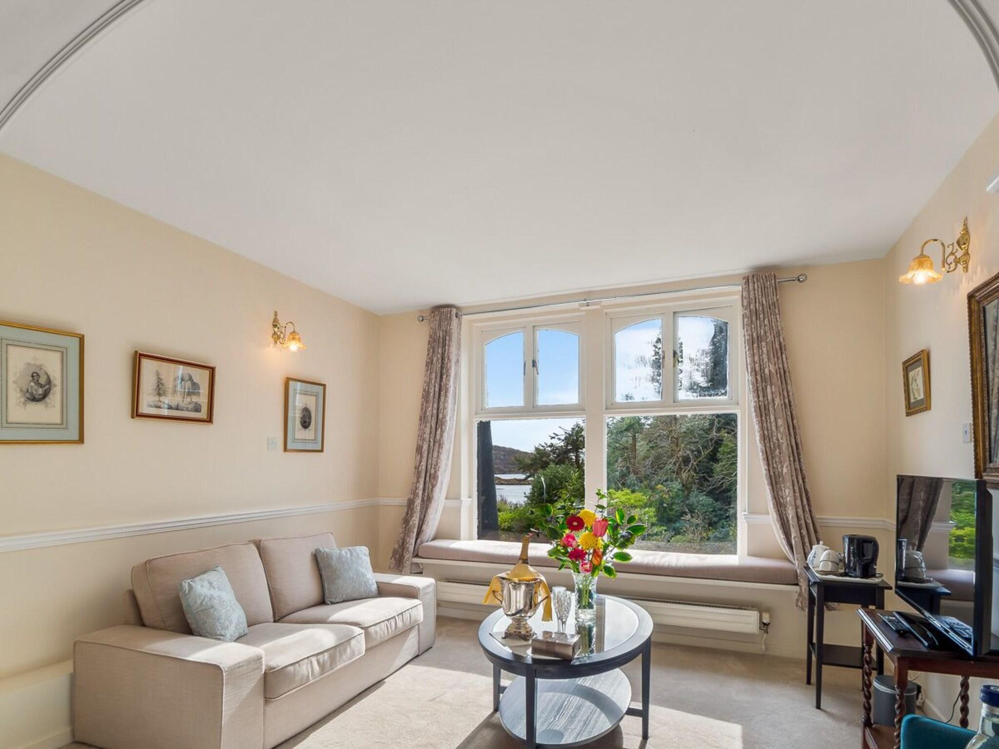 Junior Suite King Size Bed