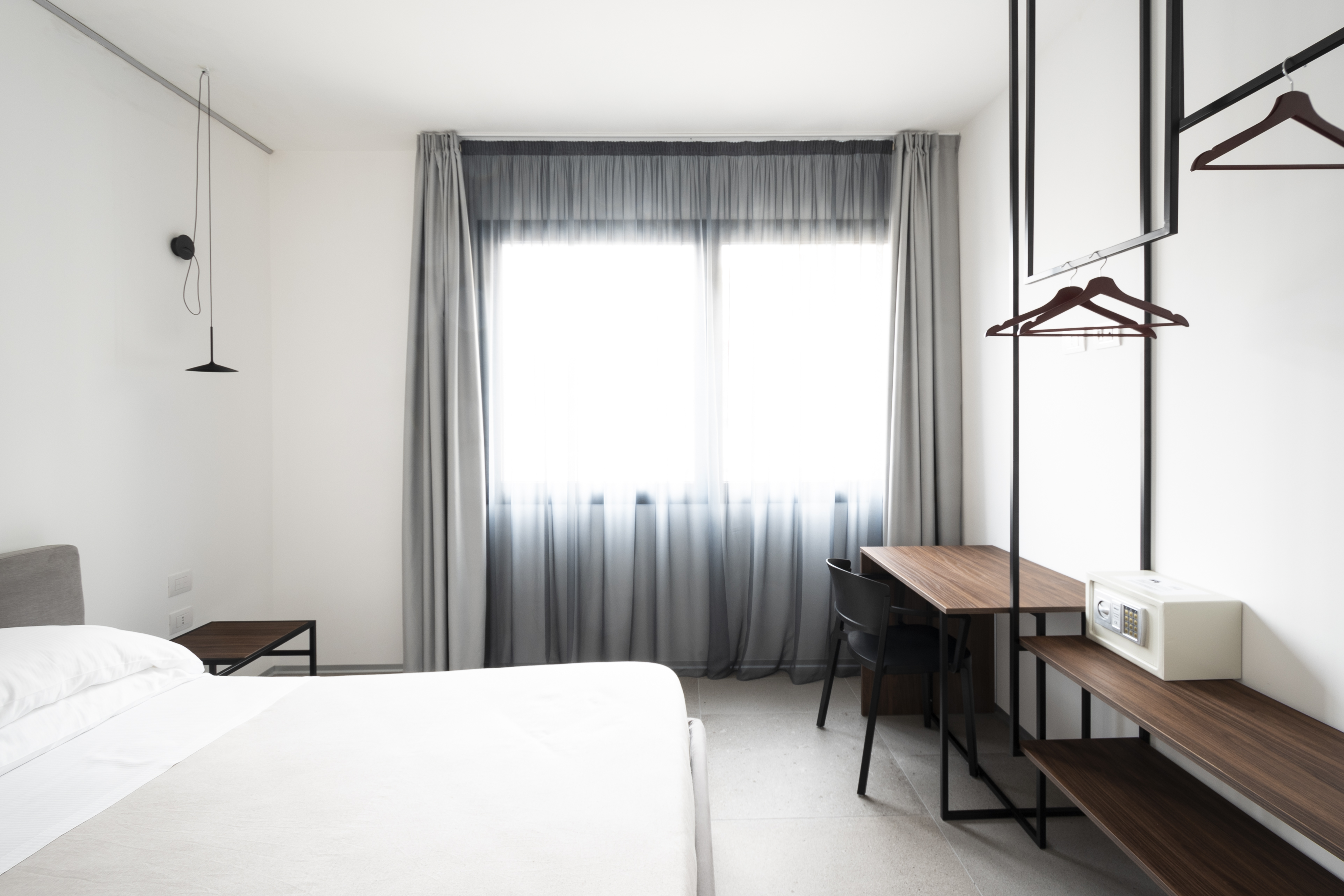 Suite Two Bedrooms One Bathroom