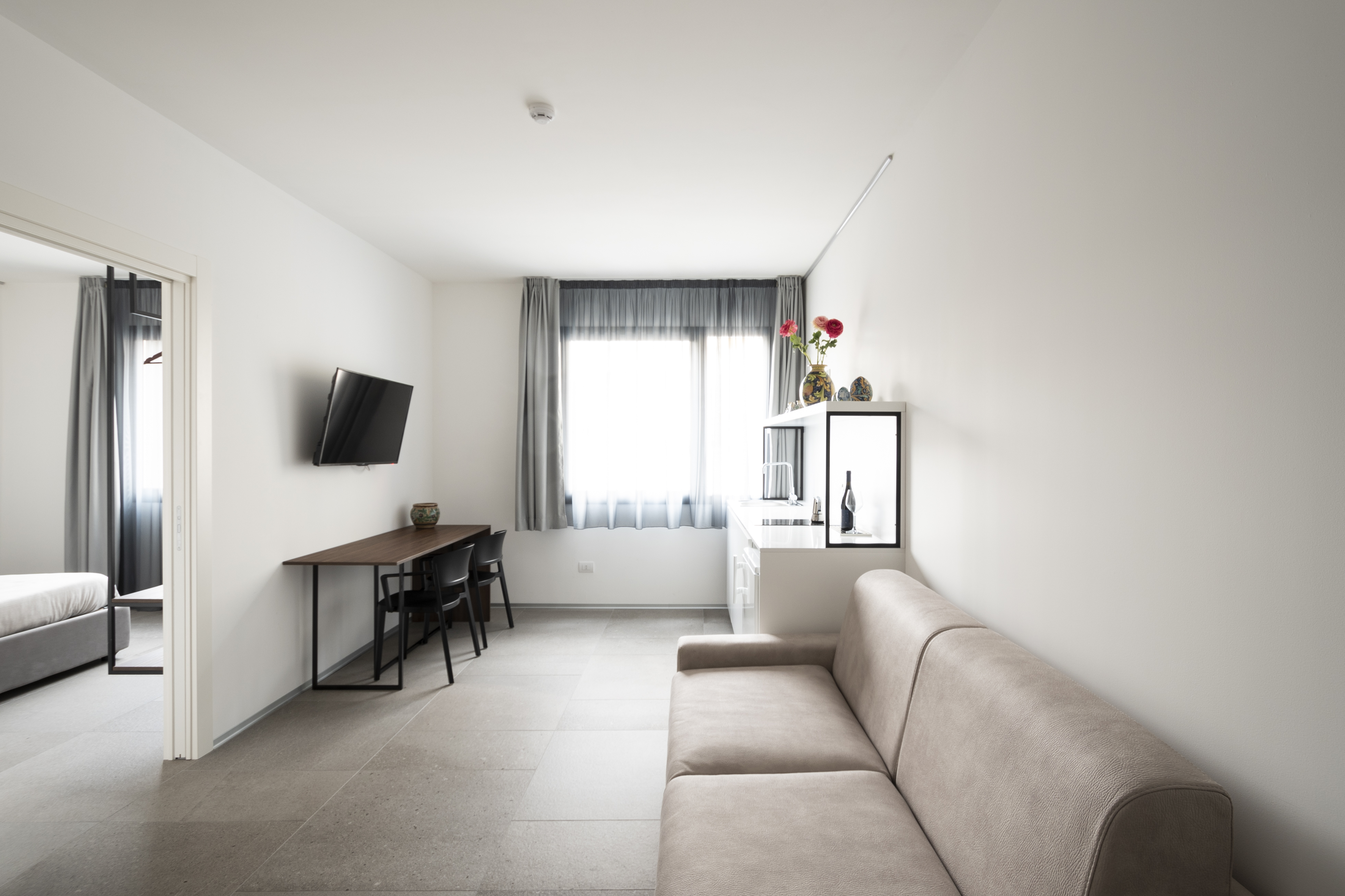 Suite Two Bedrooms One Bathroom