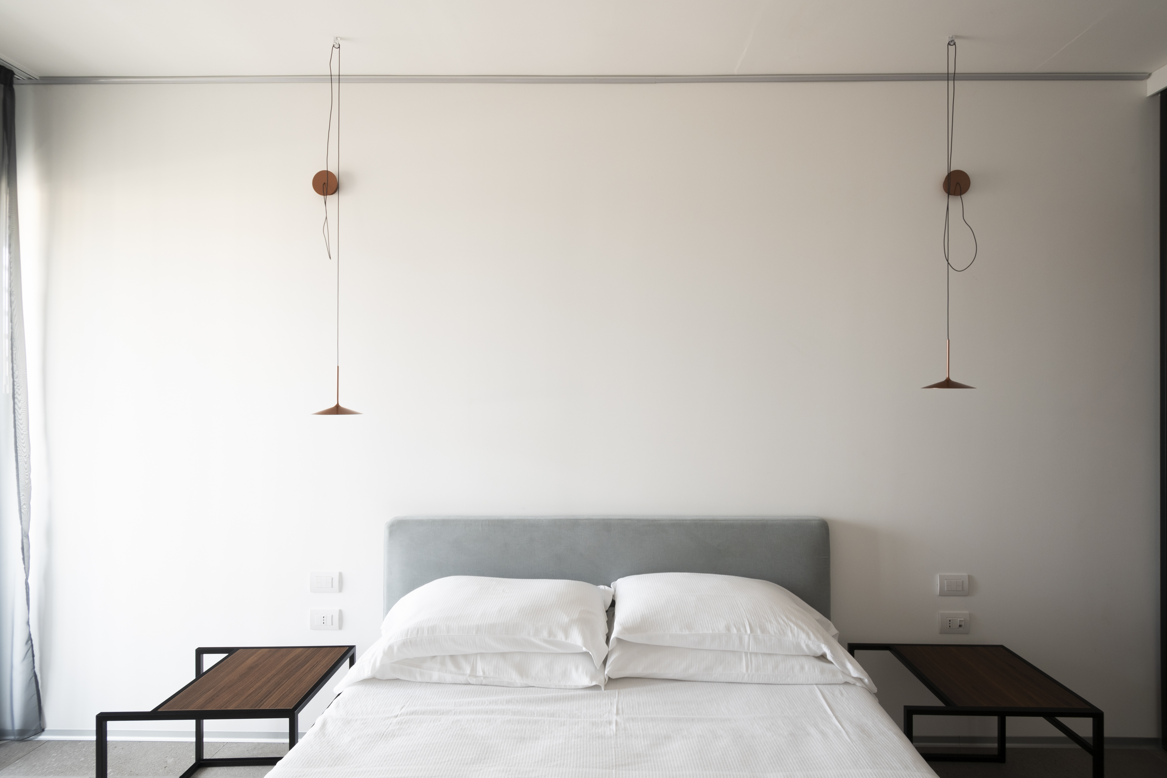 Quadruple Two Bedrooms One Bathroom