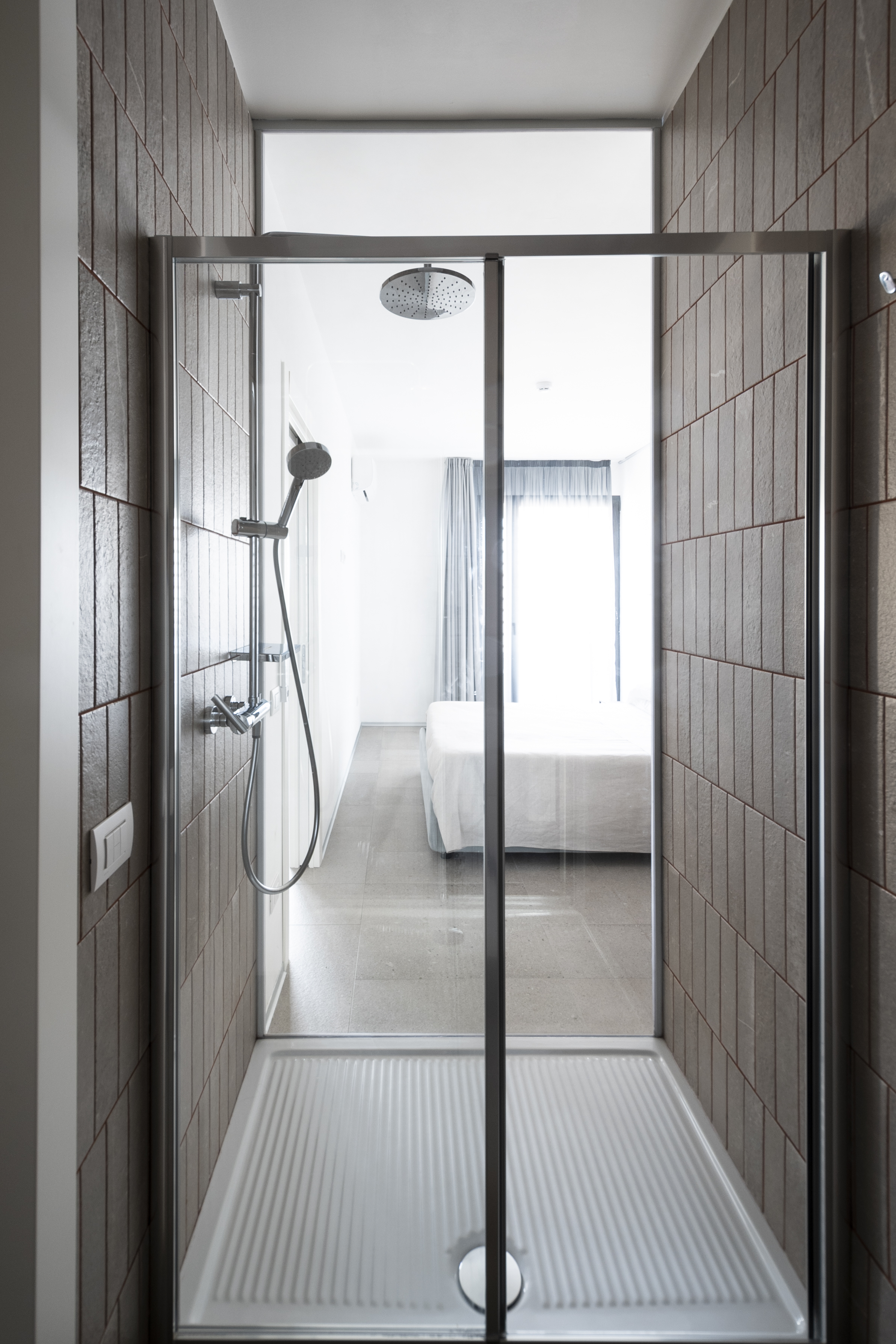 Quadruple Two Bedrooms One Bathroom