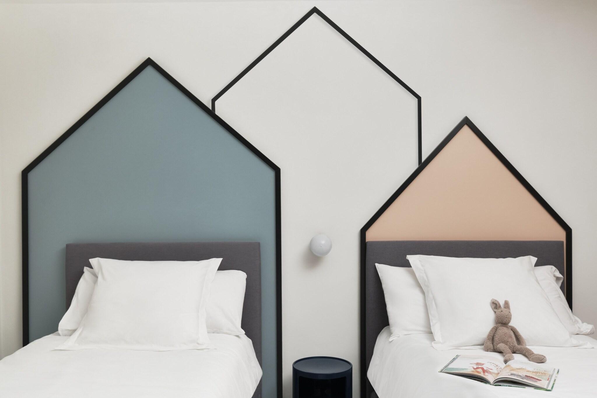 Family Room Three Beds