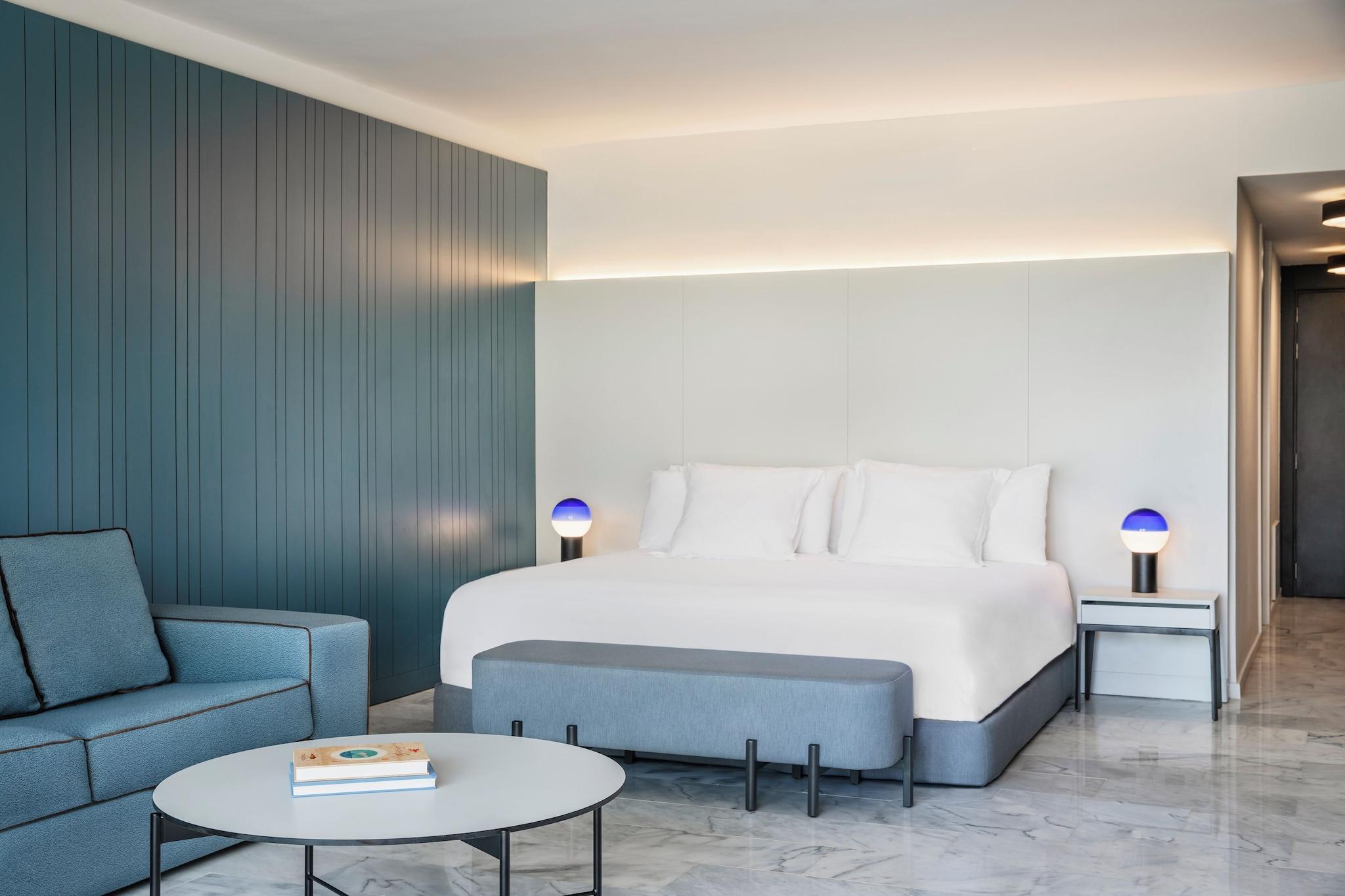 Junior Suite with Views