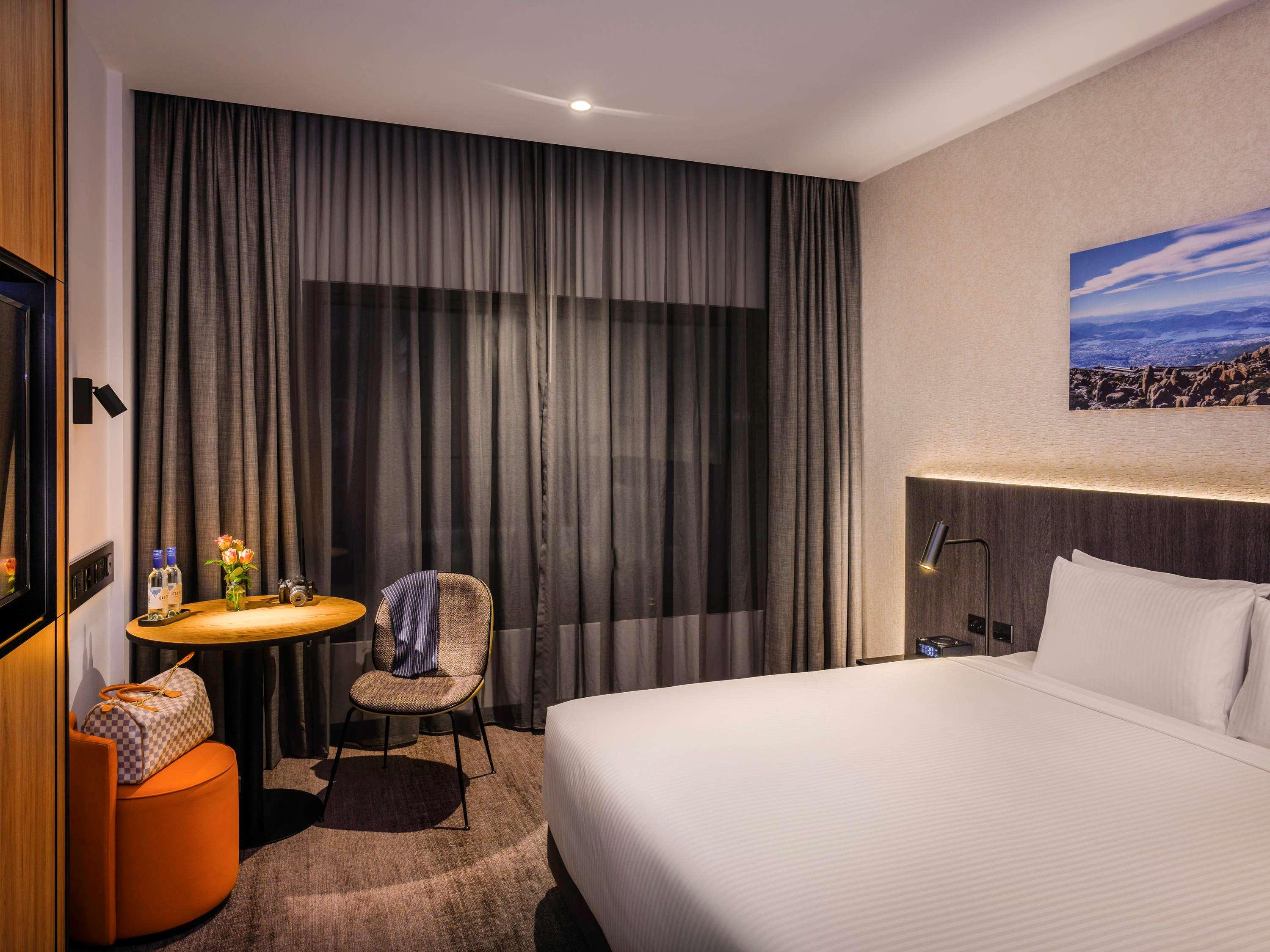 Double Classic King Bed