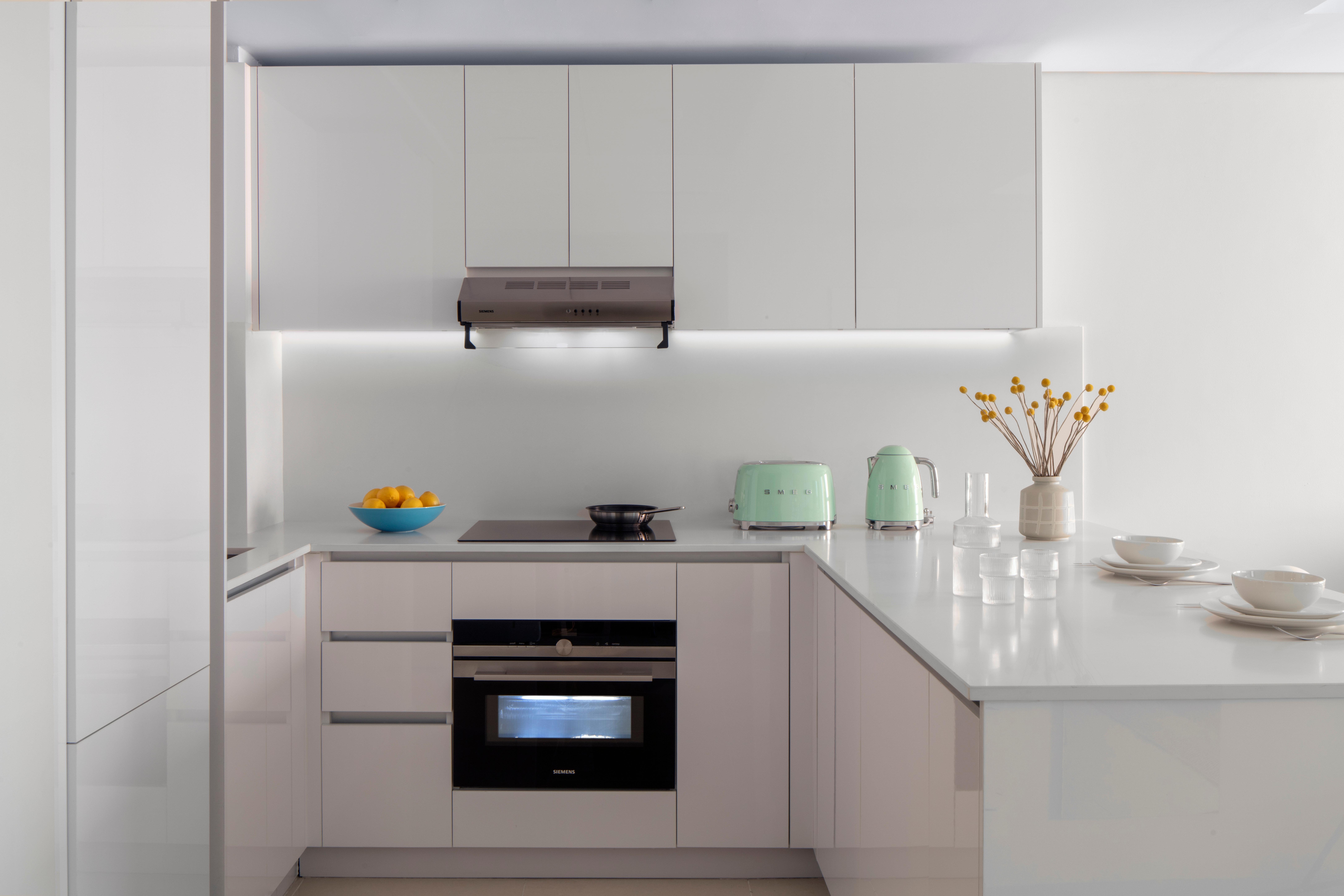 Suite Business King Bed