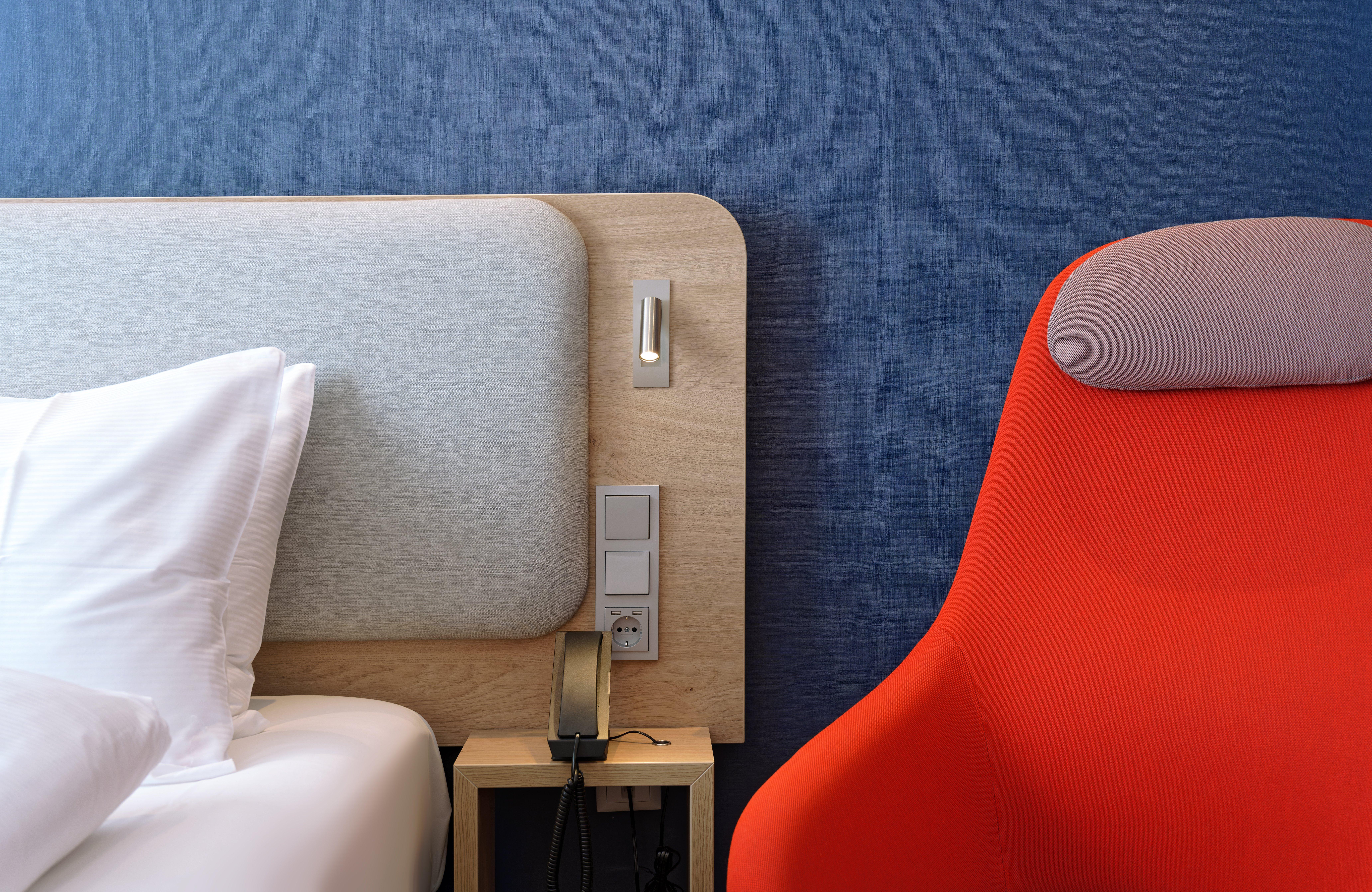 Double Queen Size Bed