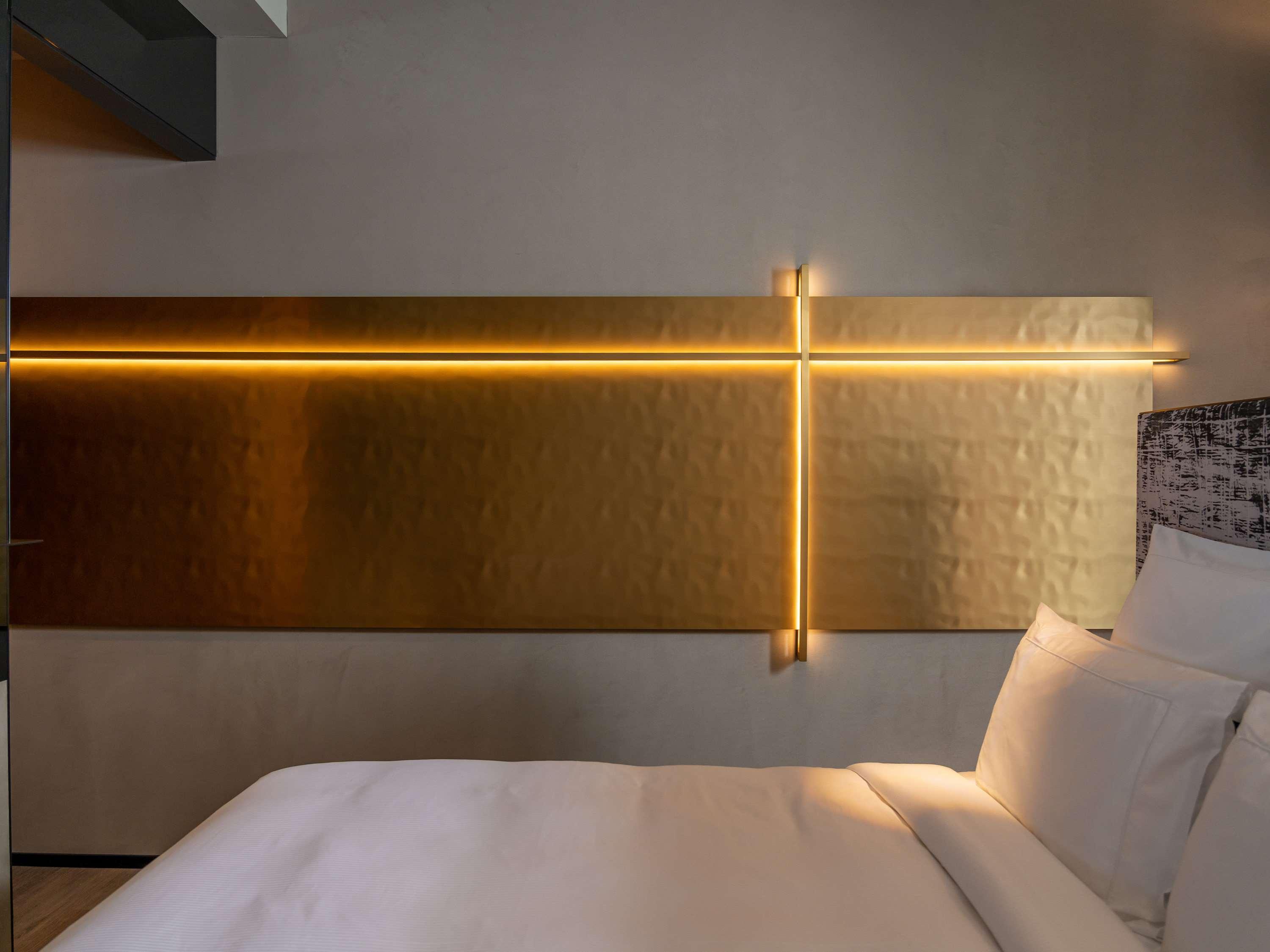 Double Superior King Bed