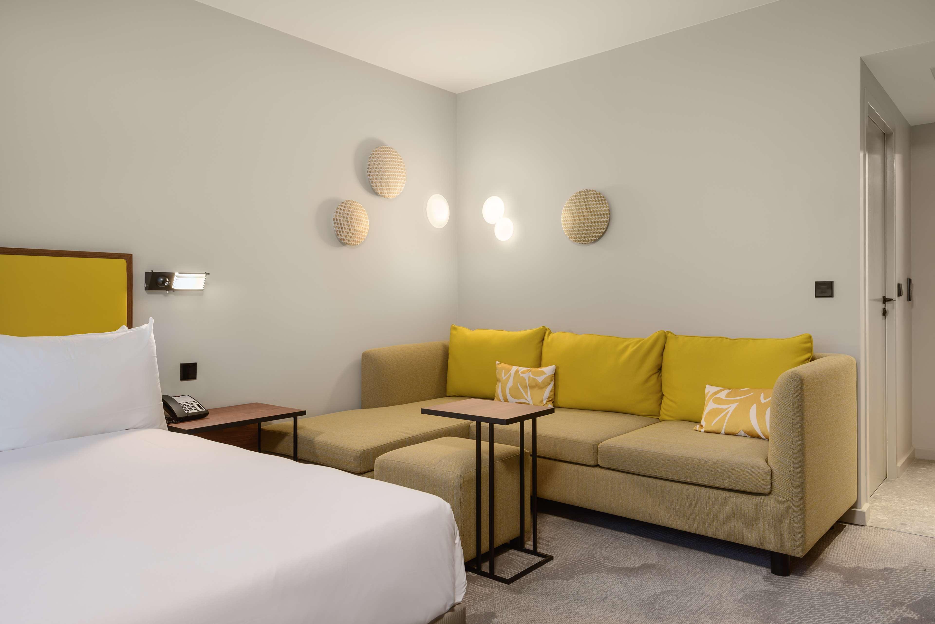 Double King Size Bed