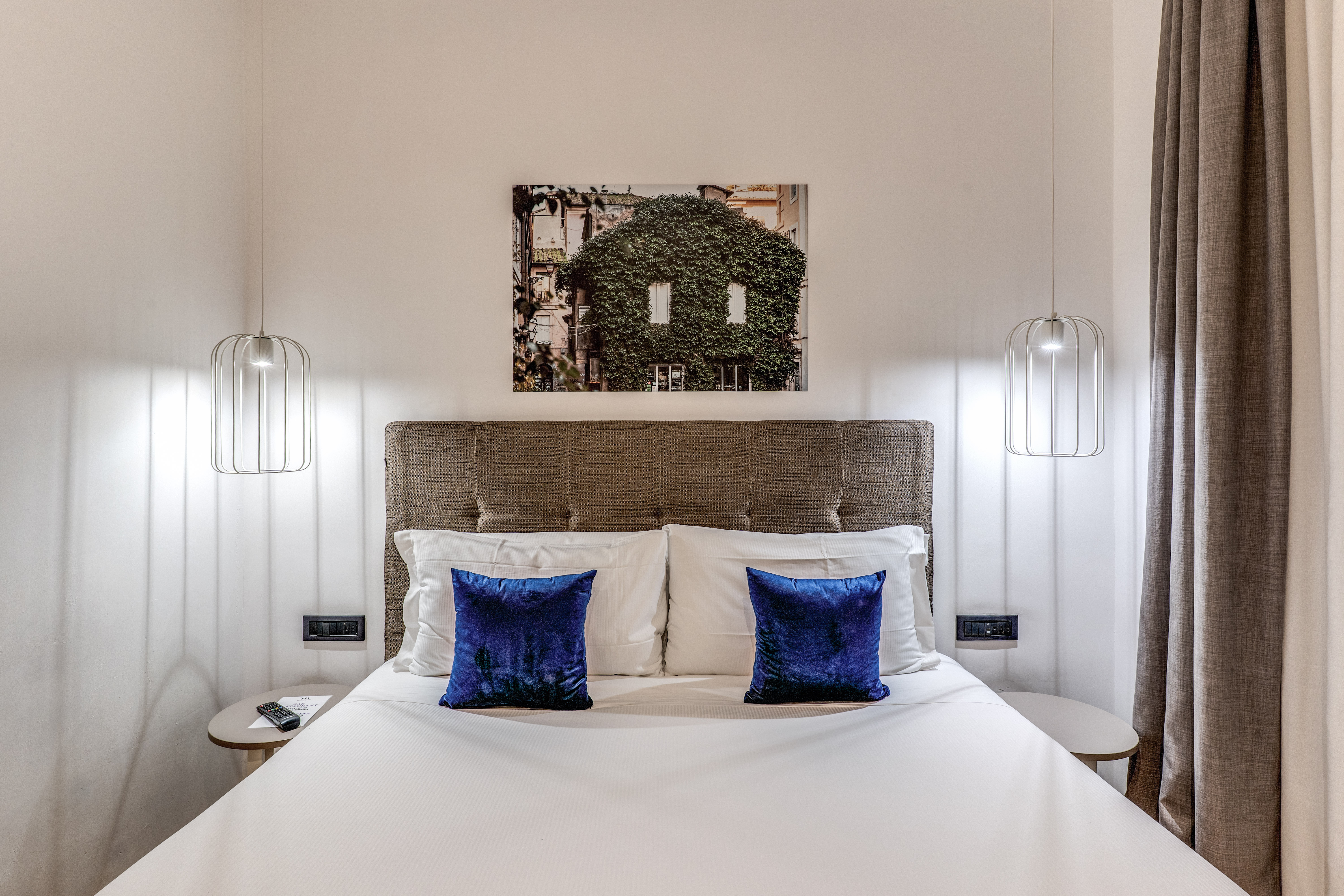 Double or Twin Standard