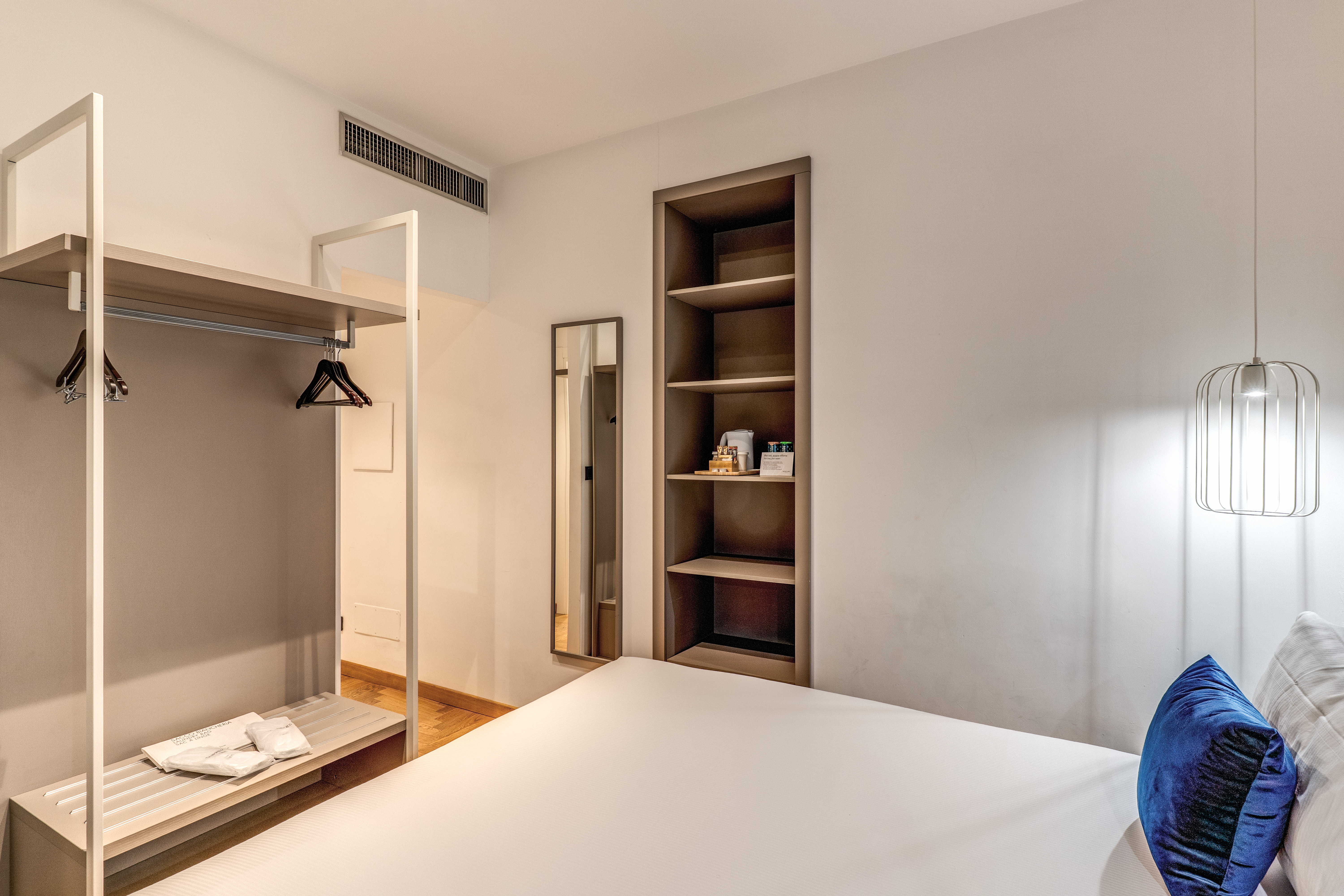 Double or Twin Standard