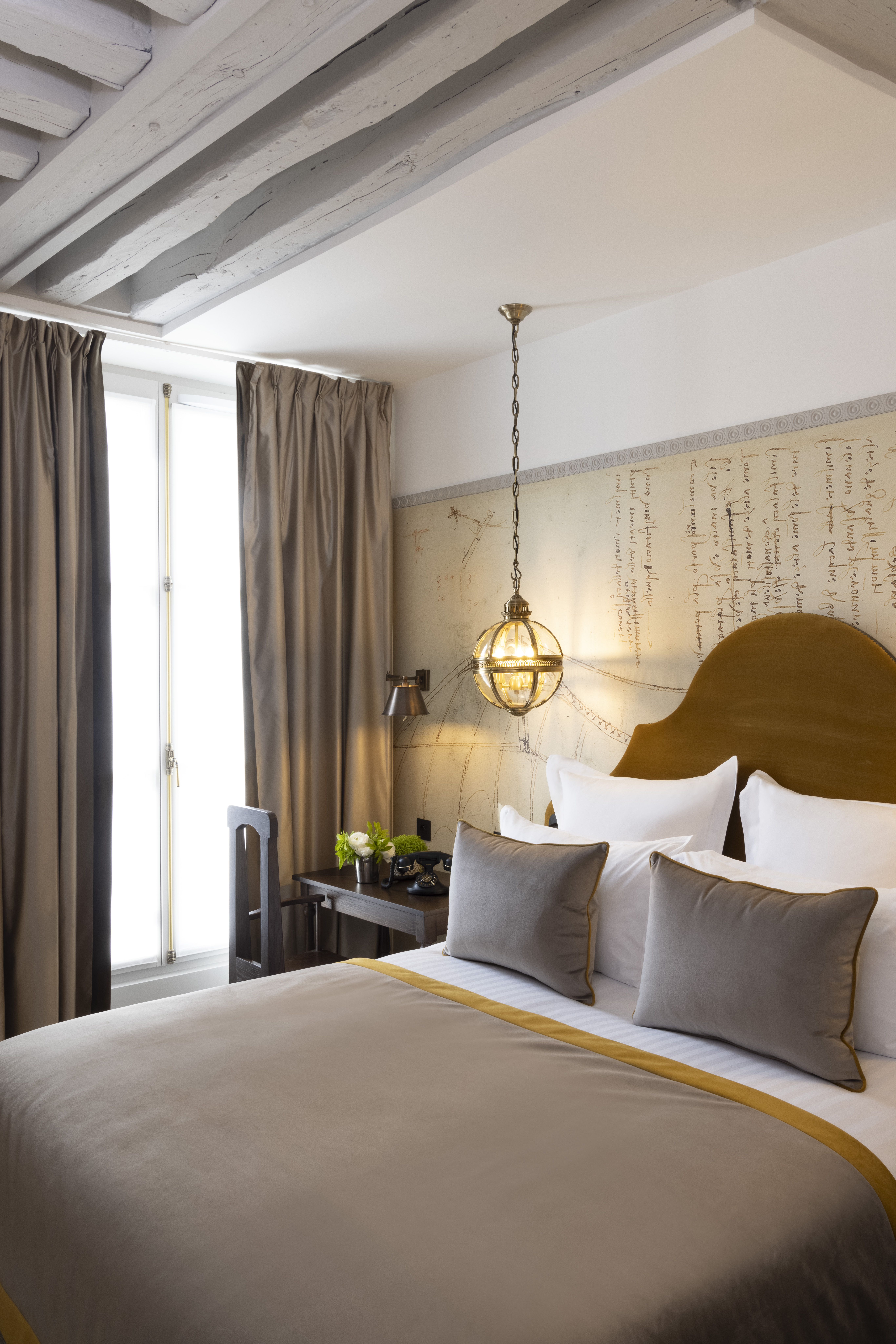 Double Connecting Room