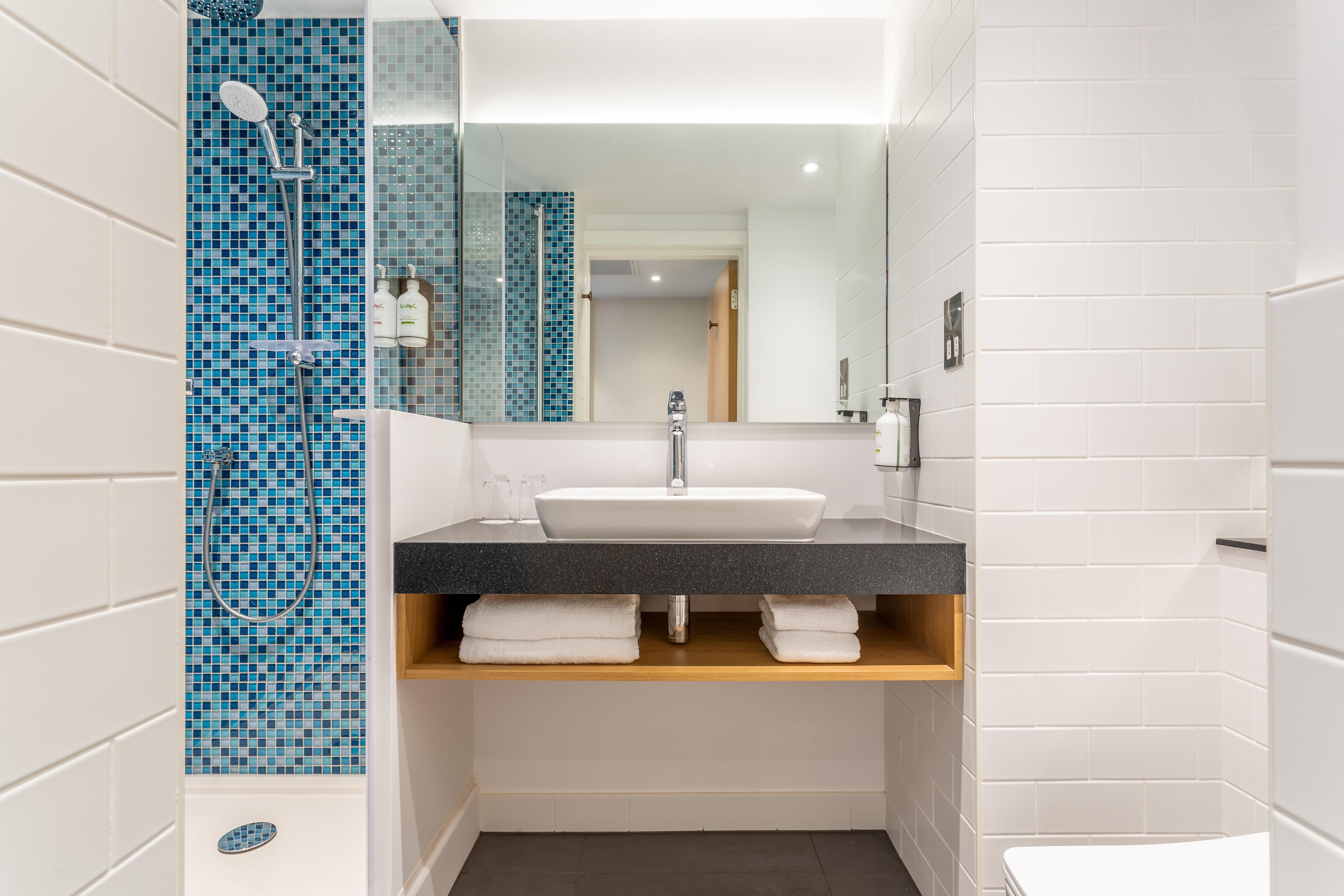 Double Premium Queen Bed