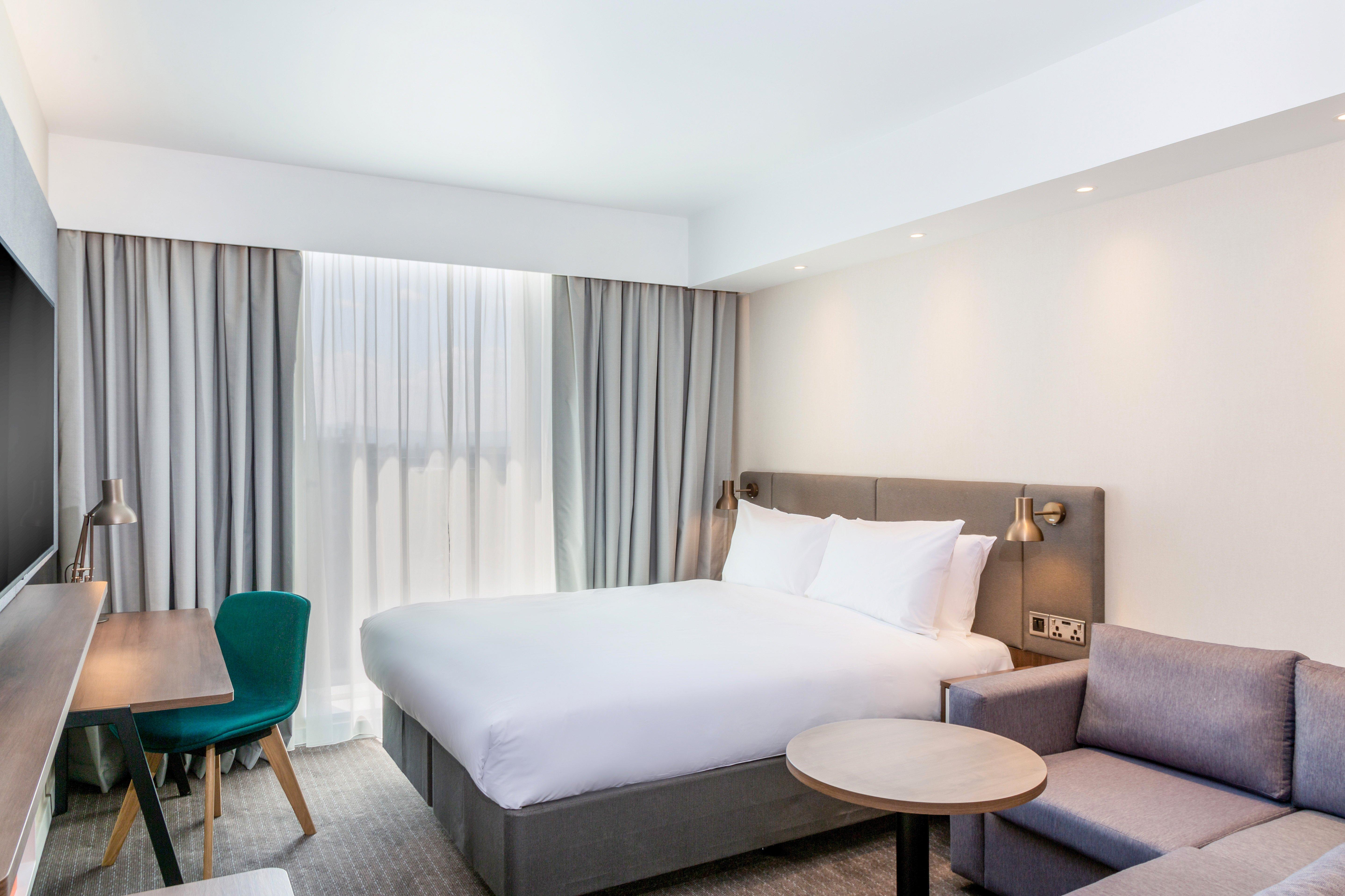 Double Queen Size Bed