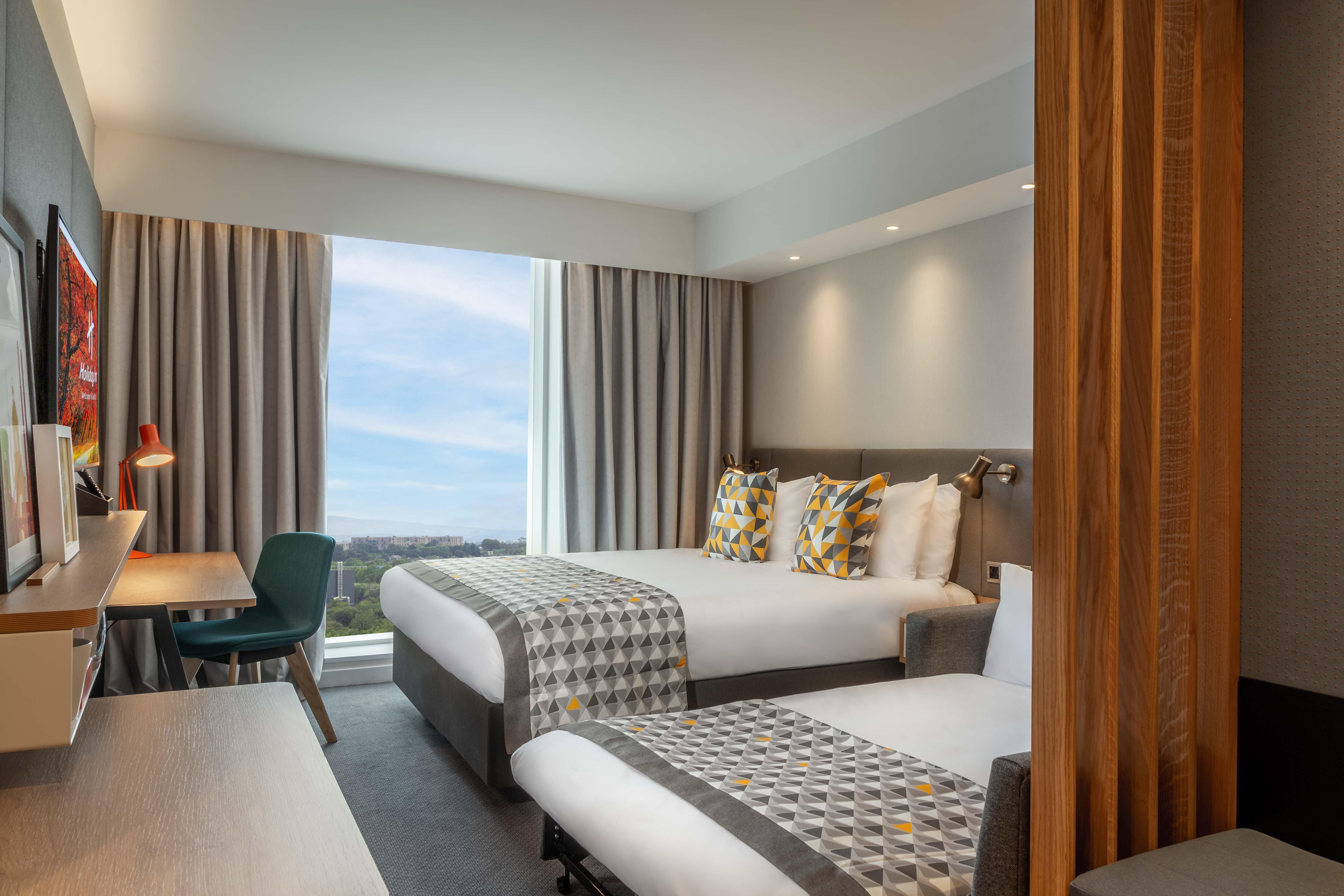 Double Premium Queen Bed