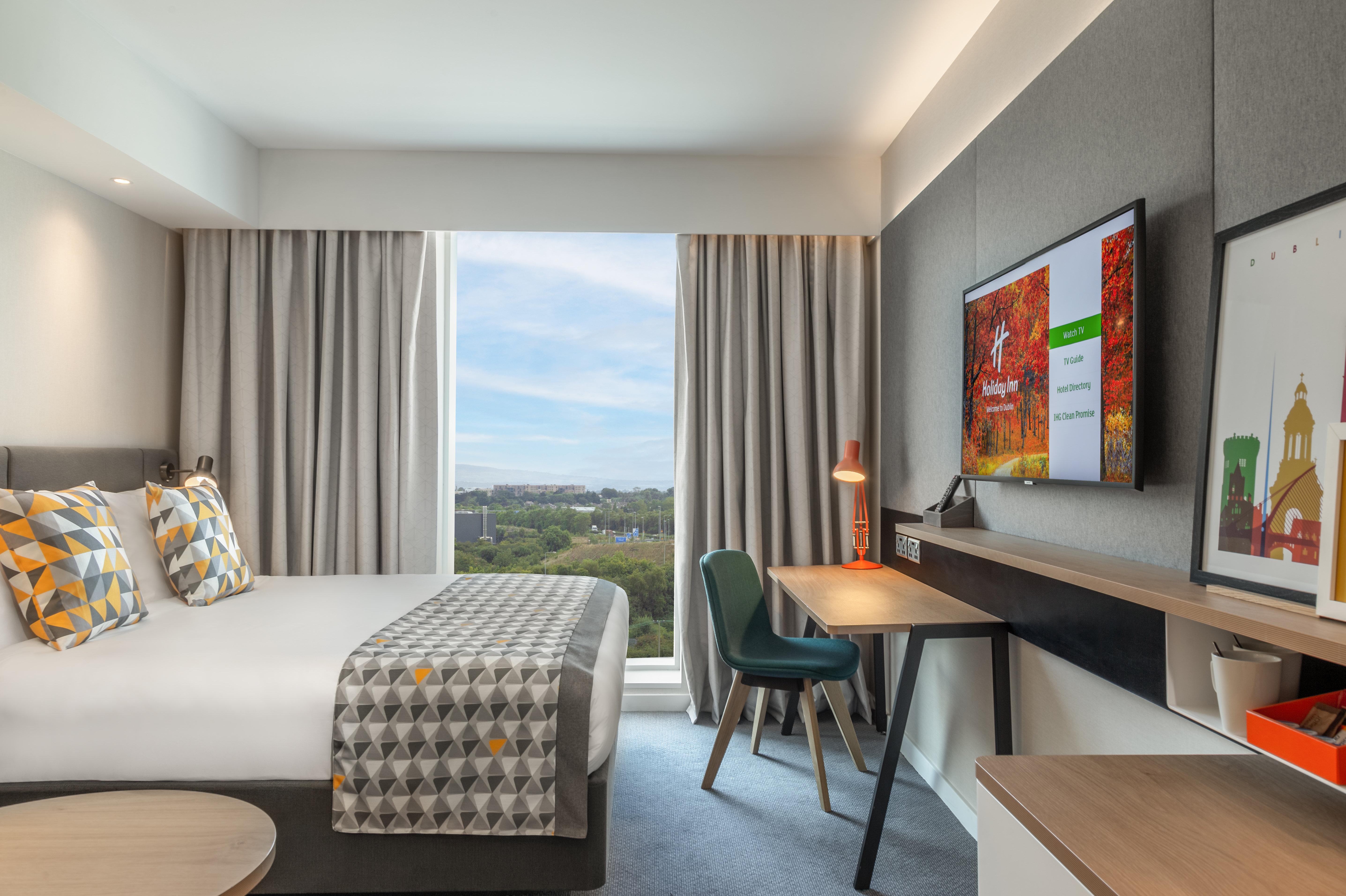 Double Accessible-queen Size Bed