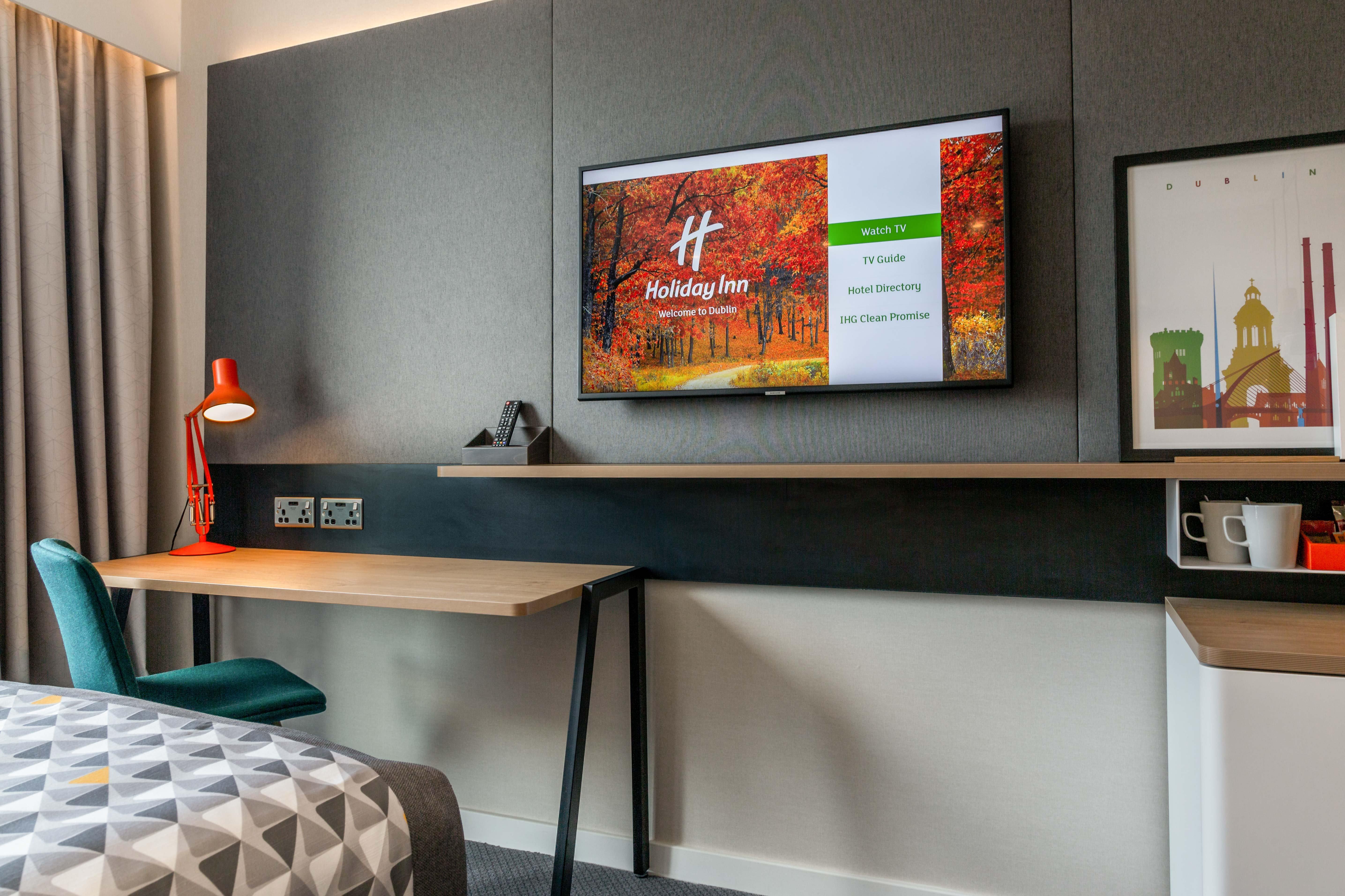 Double Accessible-queen Size Bed