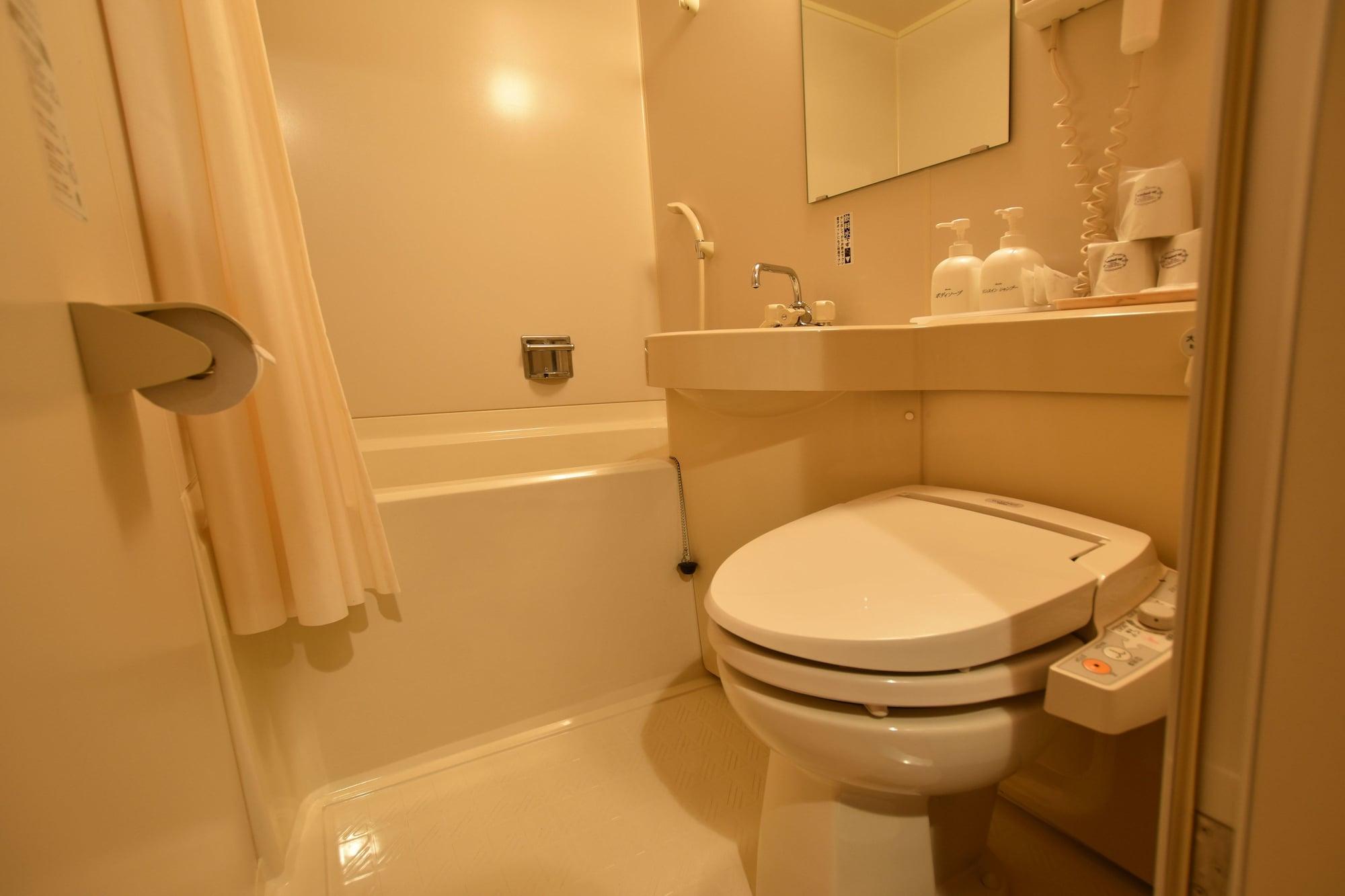 Triple Japanese Room