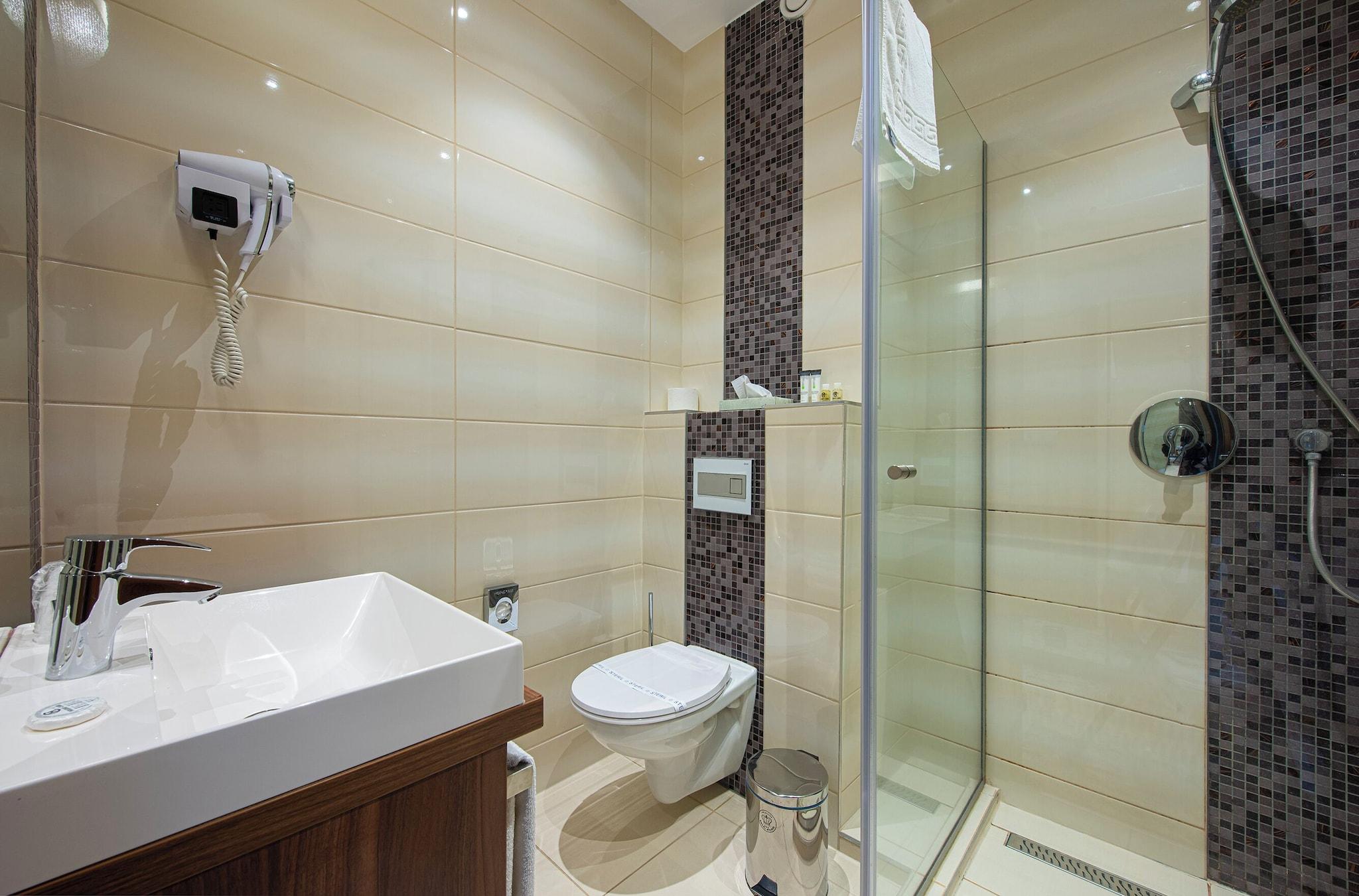 Double or Twin Two Beds