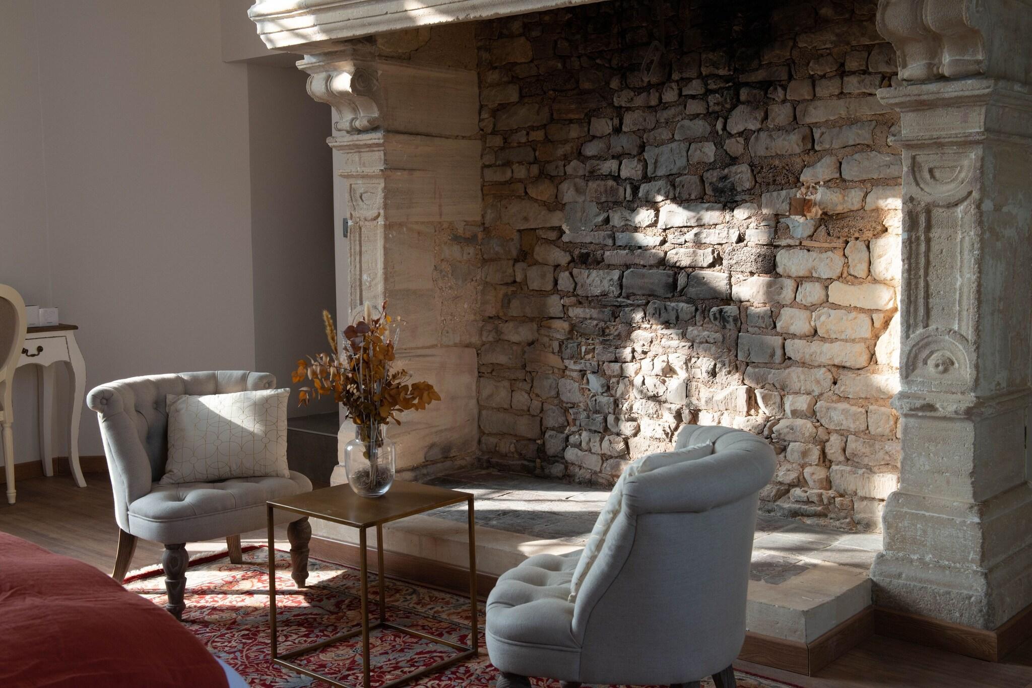 Double Deluxe King Bed