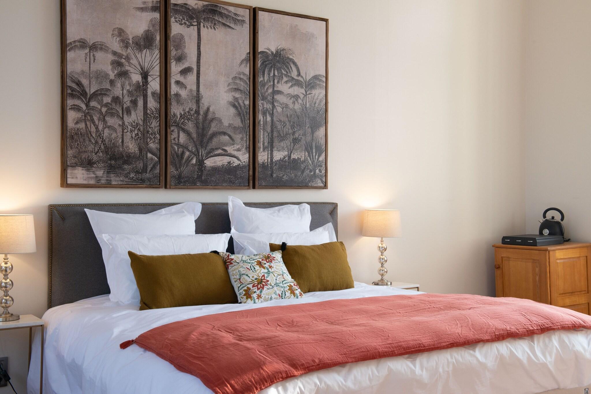 Double Deluxe King Bed