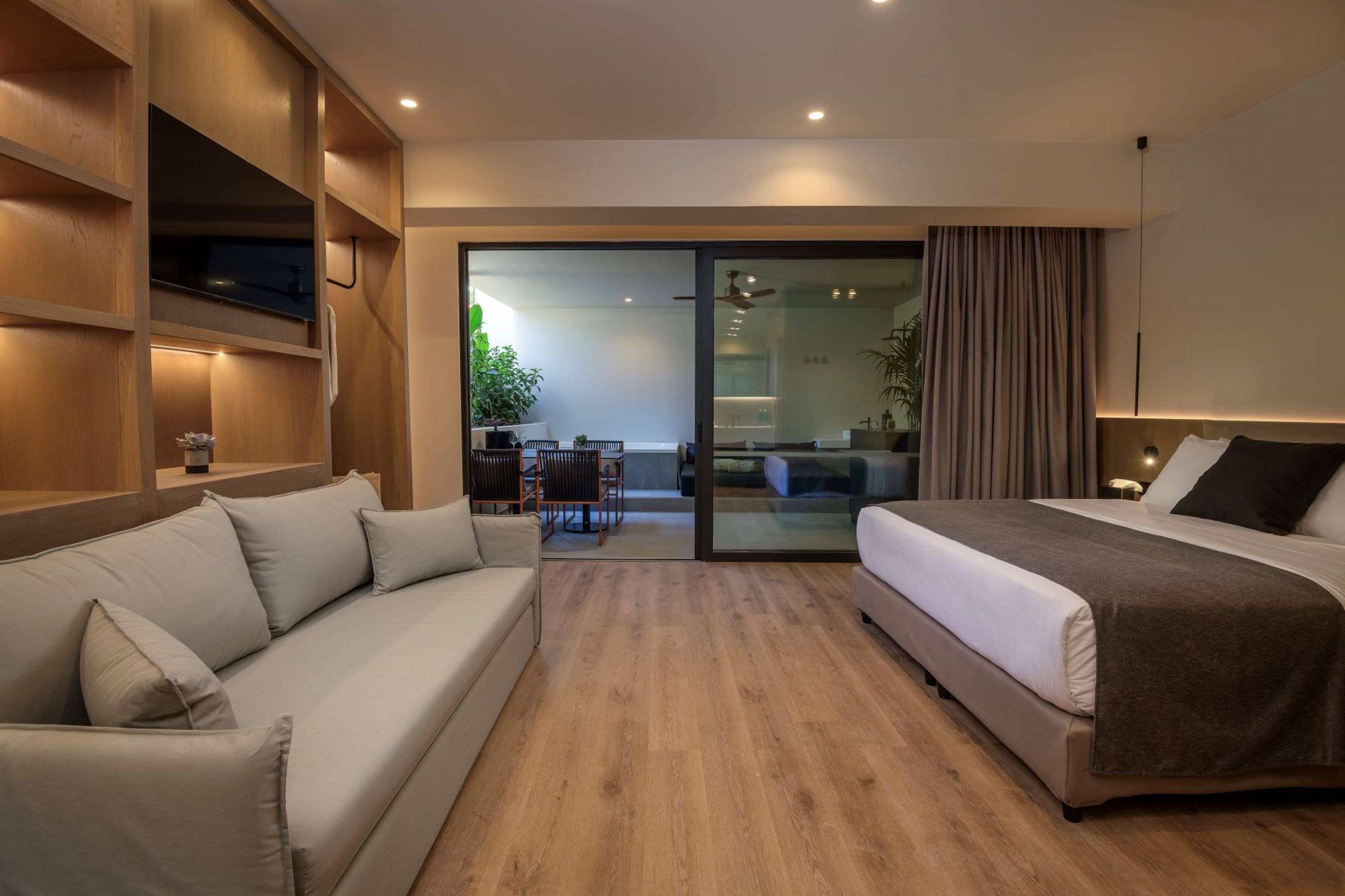 Junior Suite with Jacuzzi