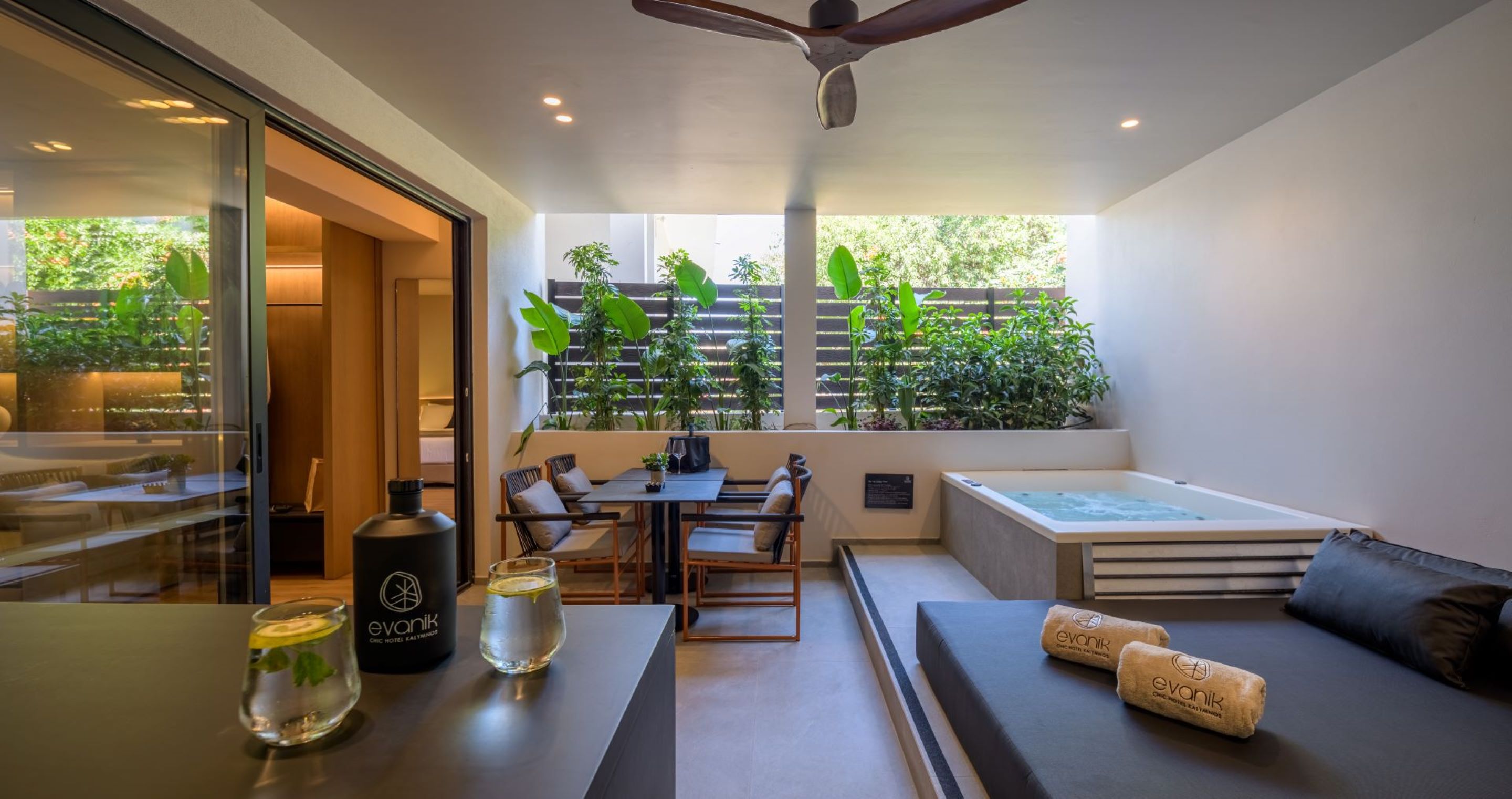 Junior Suite with Jacuzzi